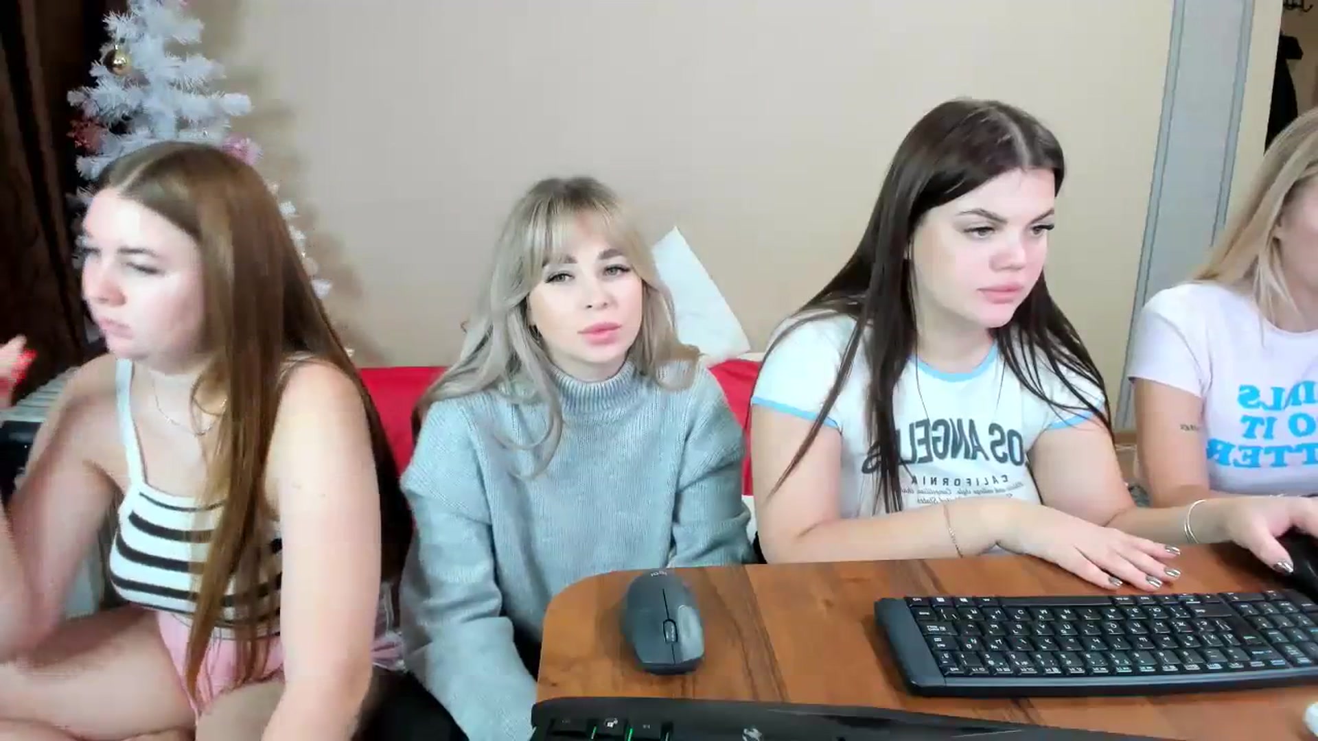 Gallery image thumbnail from MerlinStoun's myfreecams stream on, 12/30/2023, 11:51 image 14 of 20