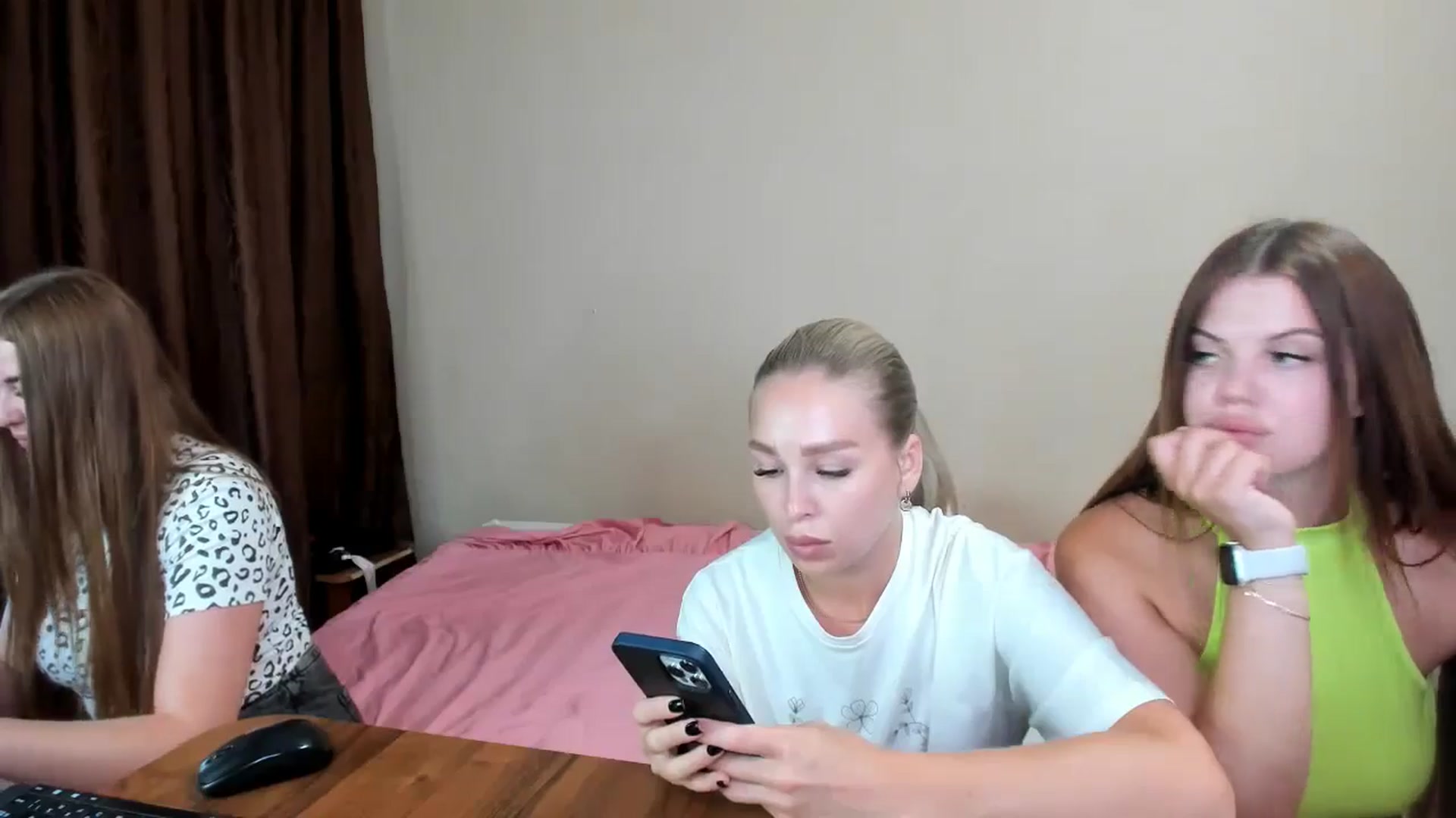 Gallery image thumbnail from MerlinStoun's myfreecams stream on, 07/09/2024, 08:27 image 20 of 20