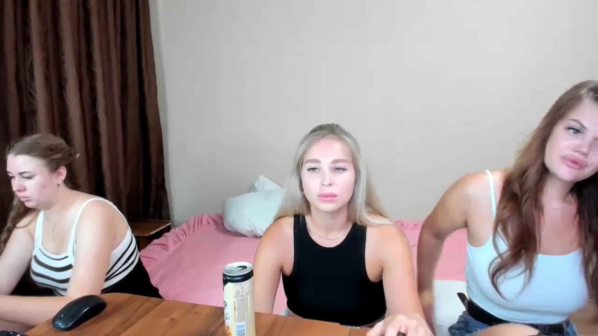 Gallery image thumbnail from MerlinStoun's myfreecams stream on, 07/14/2024, 08:59 image 13 of 20