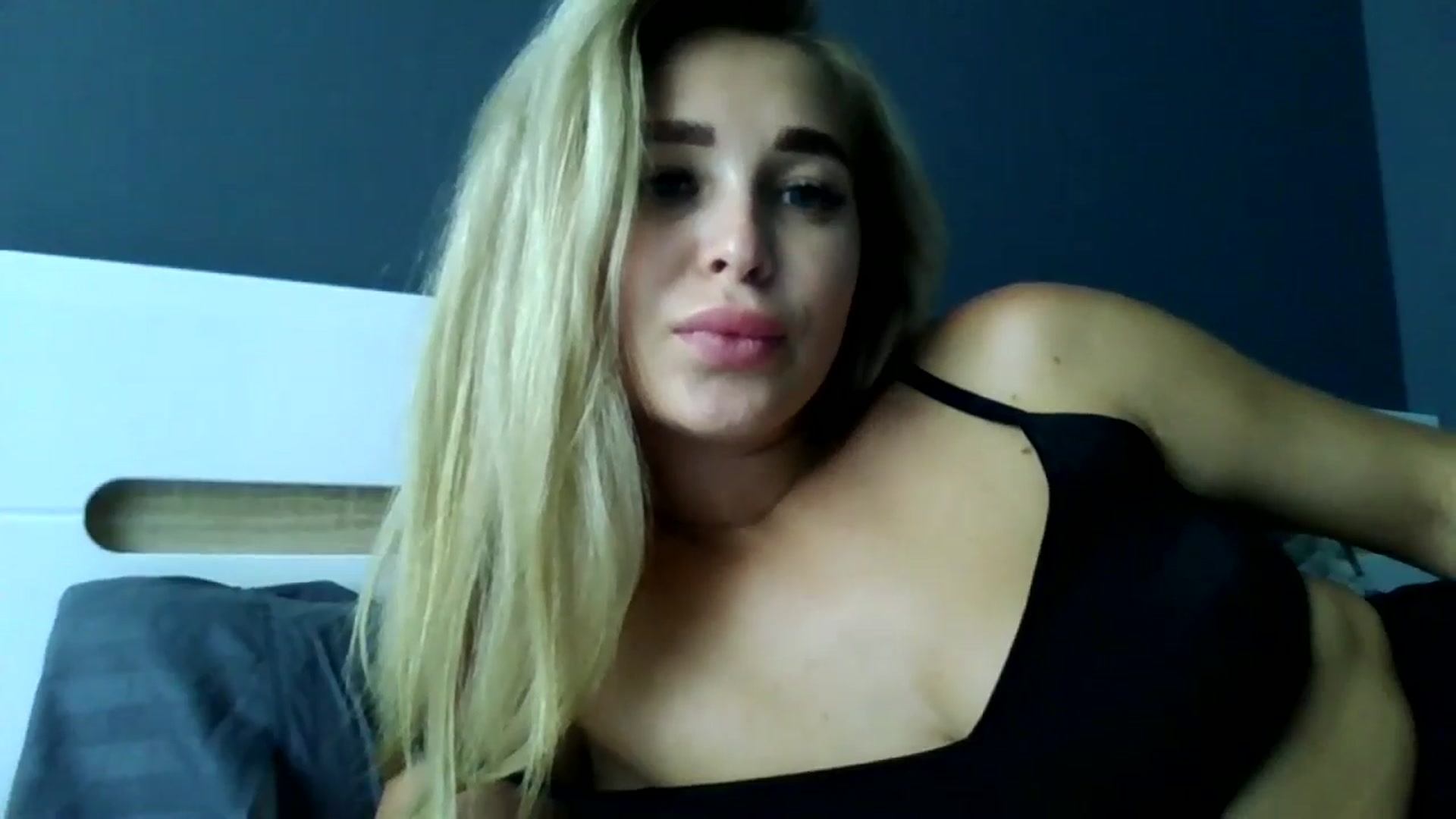 Gallery image thumbnail from MerlinStoun's myfreecams stream on, 07/26/2024, 11:41 image 13 of 20