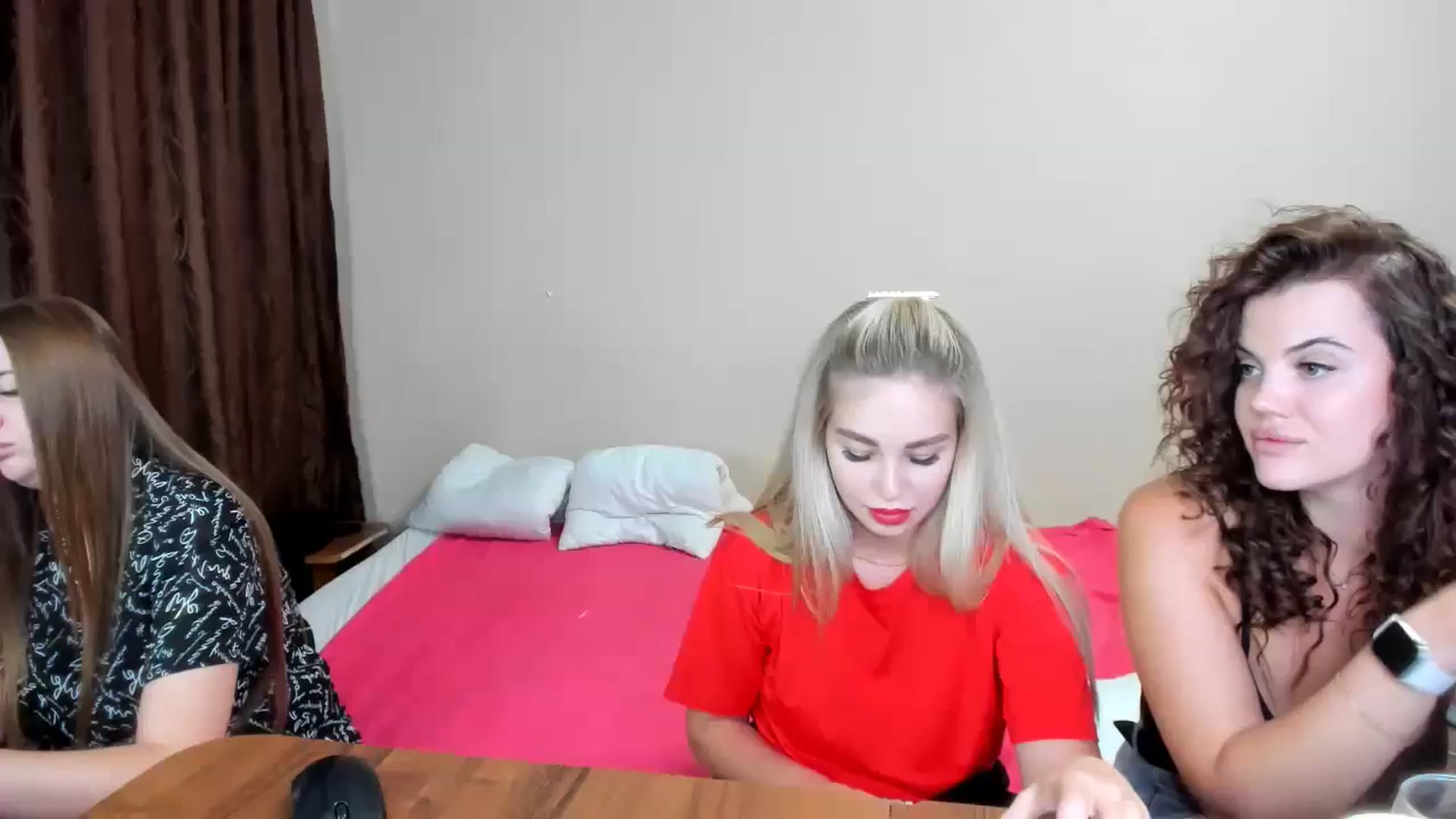 Gallery image thumbnail from MerlinStoun's myfreecams stream on, 07/27/2024, 08:58 image 1 of 20