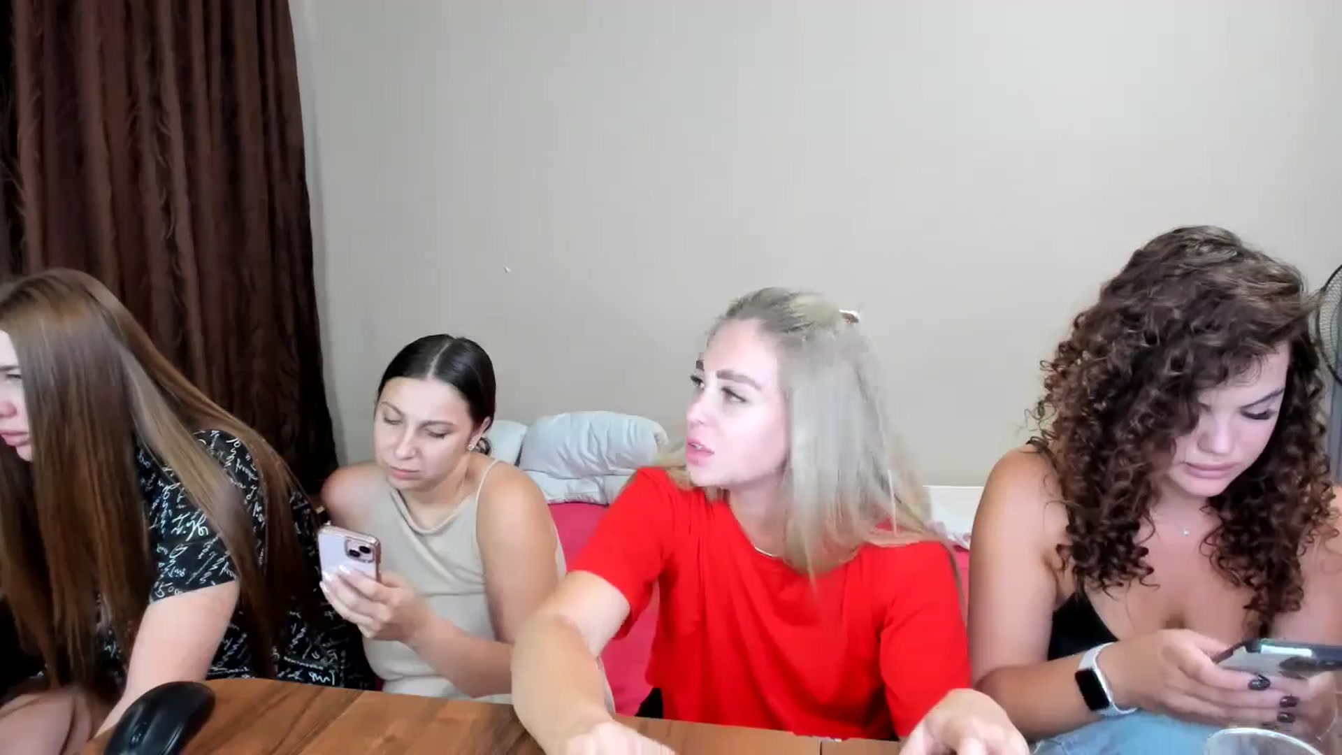 Gallery image thumbnail from MerlinStoun's myfreecams stream on, 07/27/2024, 09:22 image 6 of 20