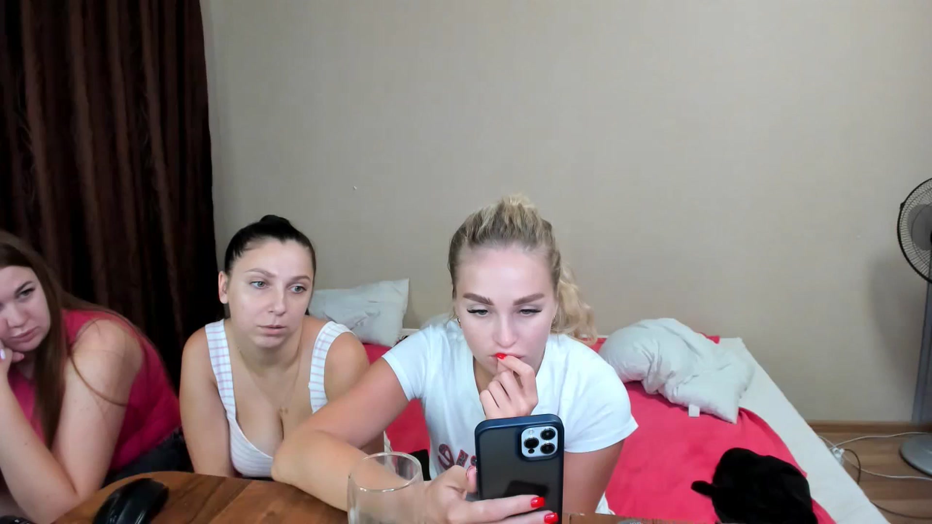 Gallery image thumbnail from MerlinStoun's myfreecams stream on, 07/31/2024, 10:15 image 1 of 20