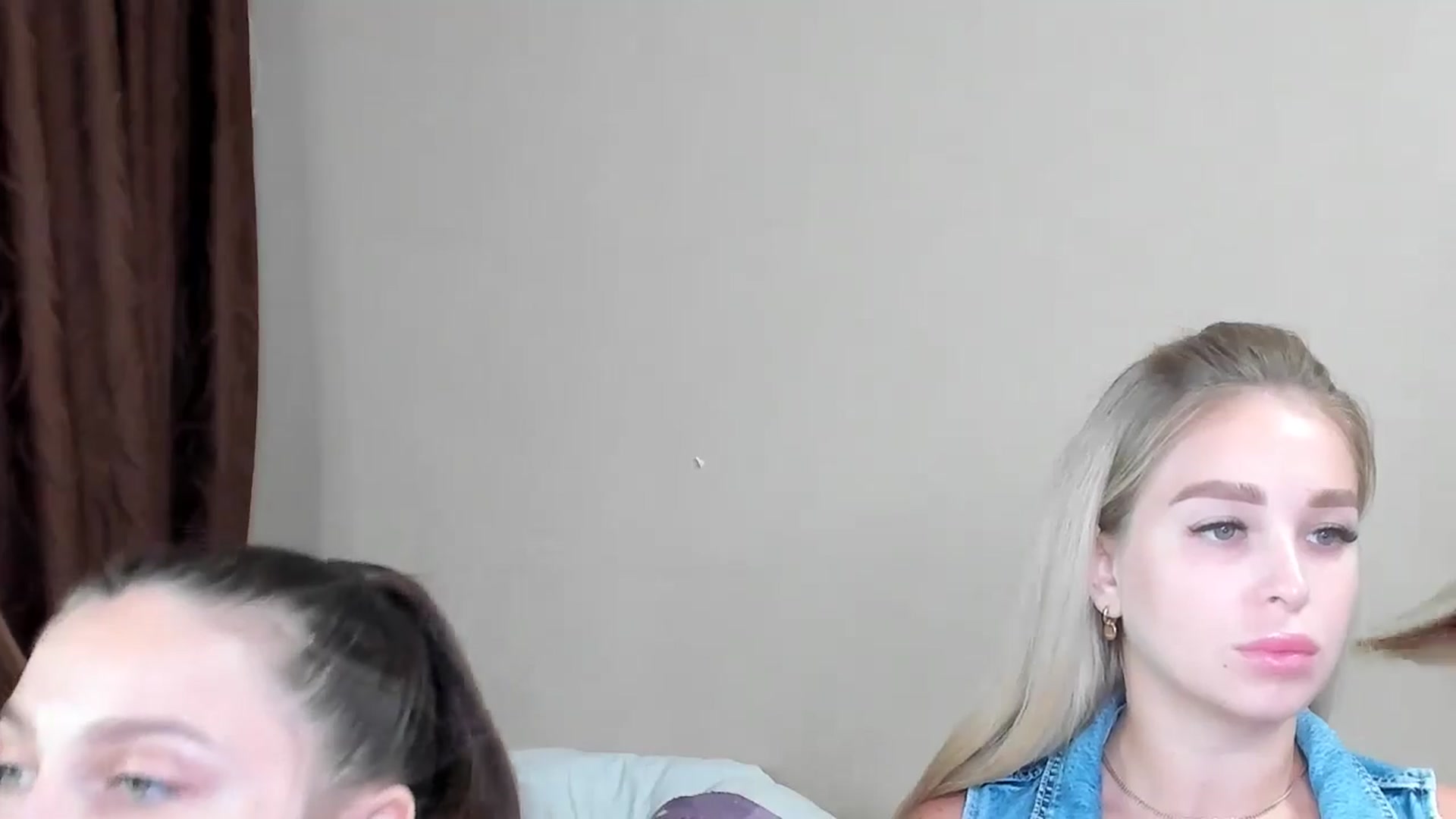 Gallery image thumbnail from MerlinStoun's myfreecams stream on, 08/16/2024, 07:29 image 6 of 20
