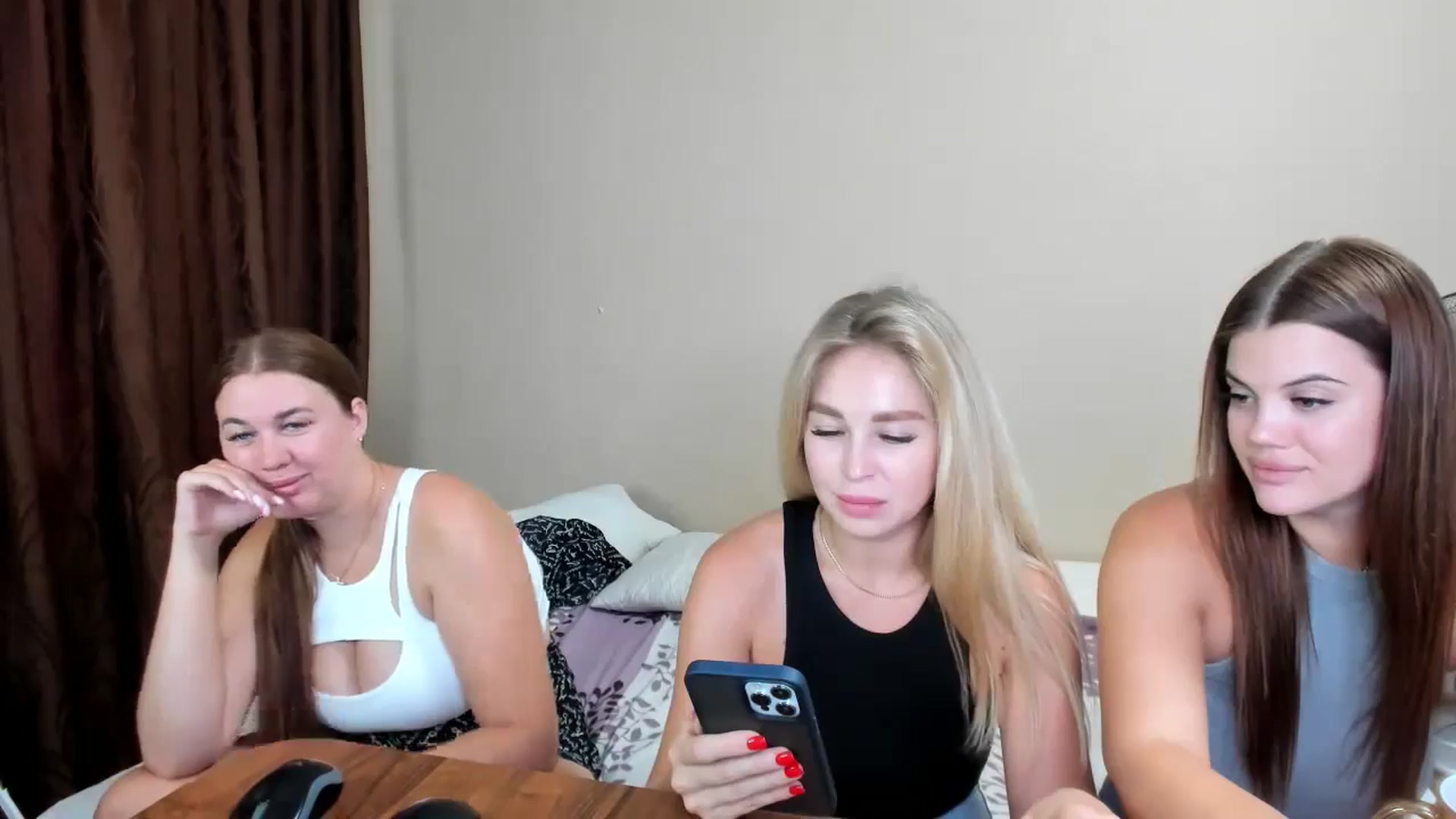 Gallery image thumbnail from MerlinStoun's myfreecams stream on, 08/17/2024, 12:42 image 7 of 20