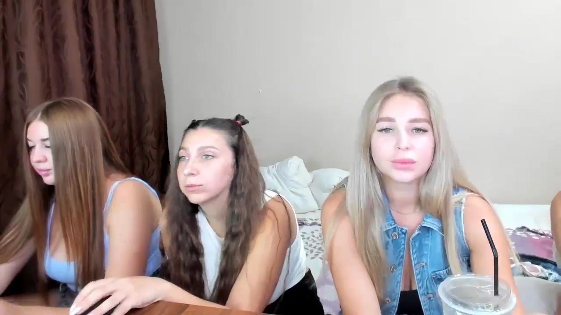 Gallery image thumbnail from MerlinStoun's myfreecams stream on, 08/21/2024, 08:06 image 4 of 20