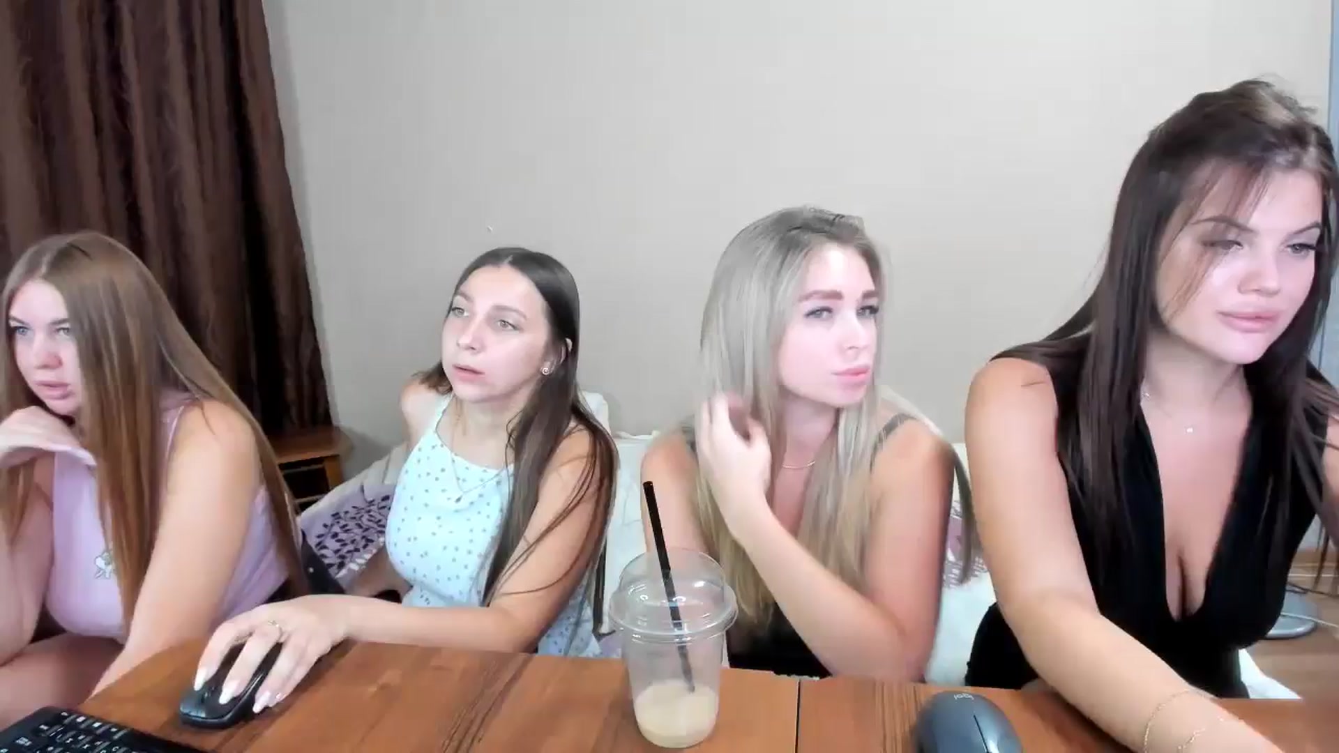 Gallery image thumbnail from MerlinStoun's myfreecams stream on, 08/22/2024, 07:25 image 16 of 20