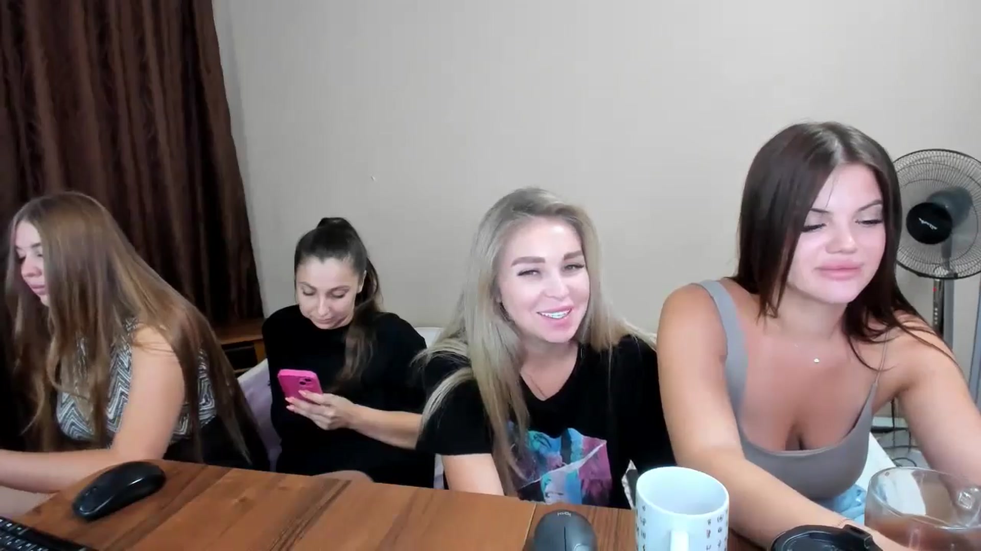 Gallery image thumbnail from MerlinStoun's myfreecams stream on, 08/24/2024, 09:41 image 17 of 20