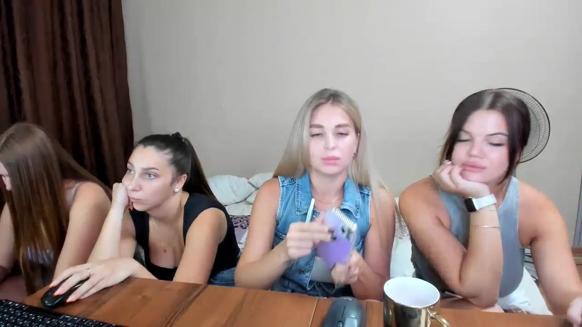 Gallery image thumbnail from MerlinStoun's myfreecams stream on, 08/25/2024, 10:27 image 3 of 20