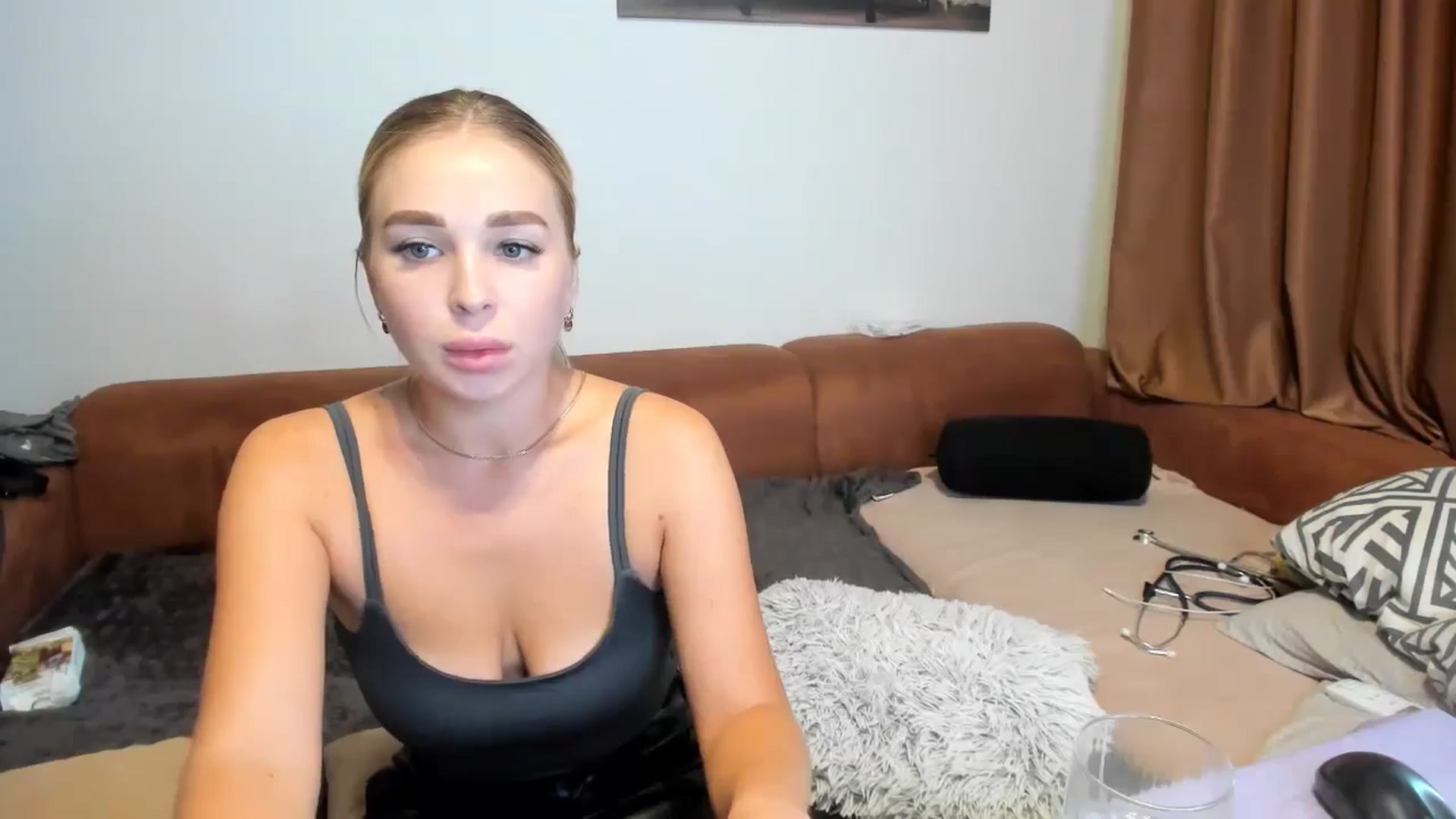Gallery image thumbnail from MerlinStoun's myfreecams stream on, 09/04/2024, 08:43 image 14 of 20