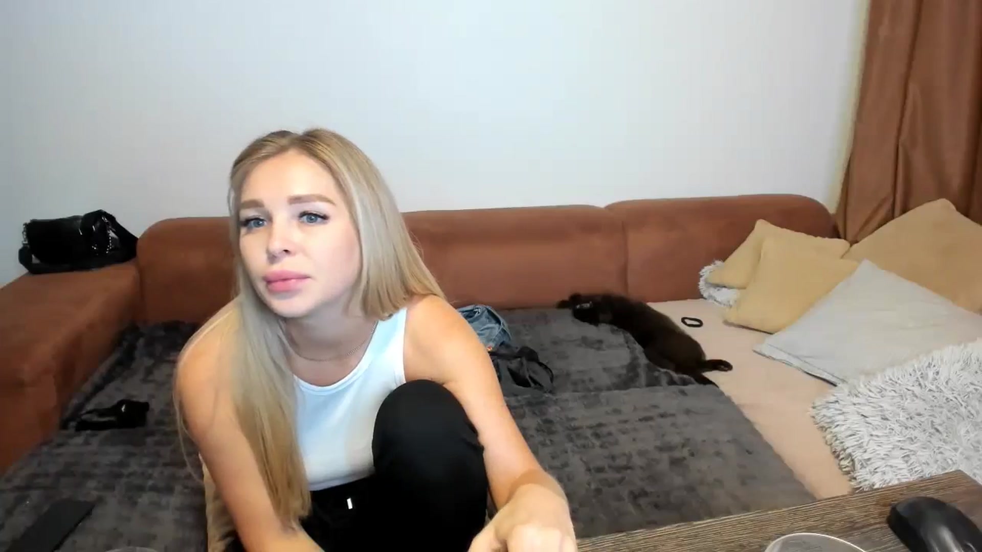 Gallery image thumbnail from MerlinStoun's myfreecams stream on, 09/13/2024, 11:59 image 4 of 20