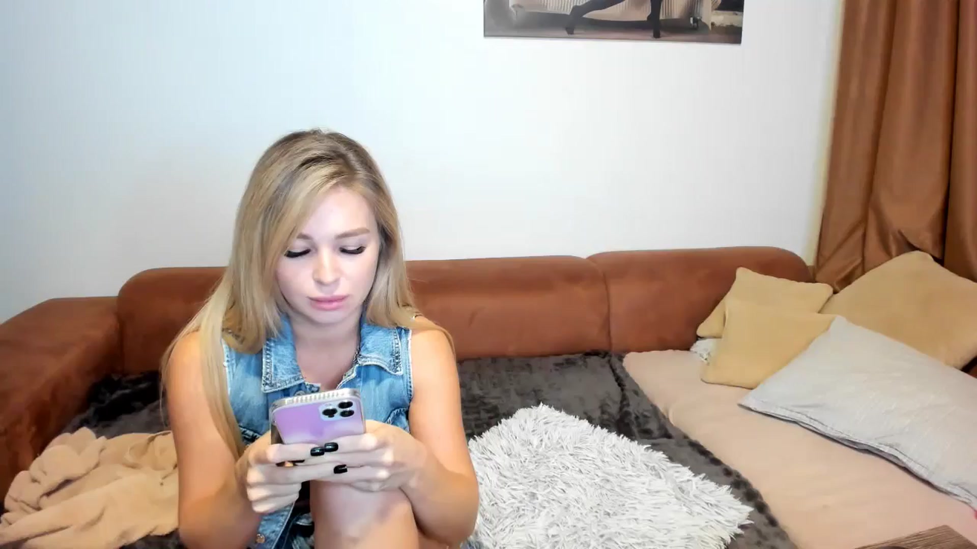 Gallery image thumbnail from MerlinStoun's myfreecams stream on, 09/14/2024, 09:17 image 1 of 20