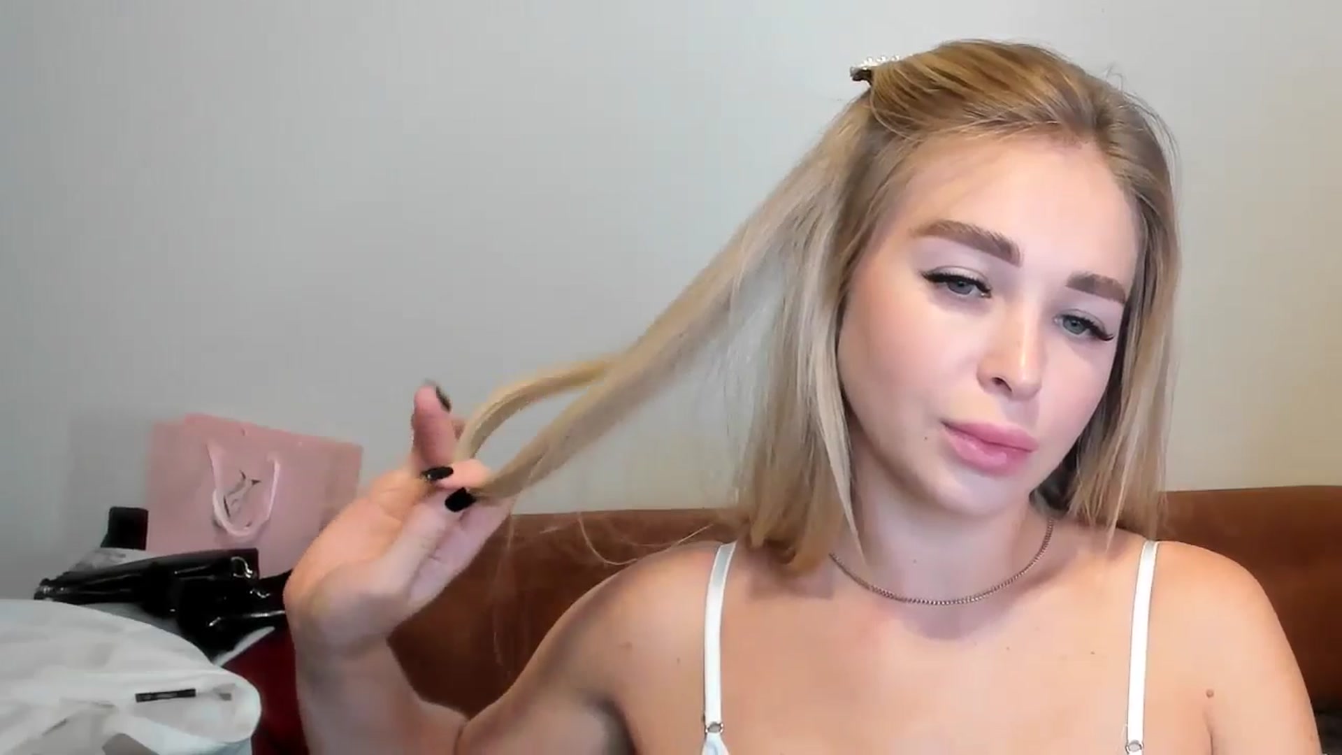 Gallery image thumbnail from MerlinStoun's myfreecams stream on, 09/17/2024, 08:30 image 2 of 20