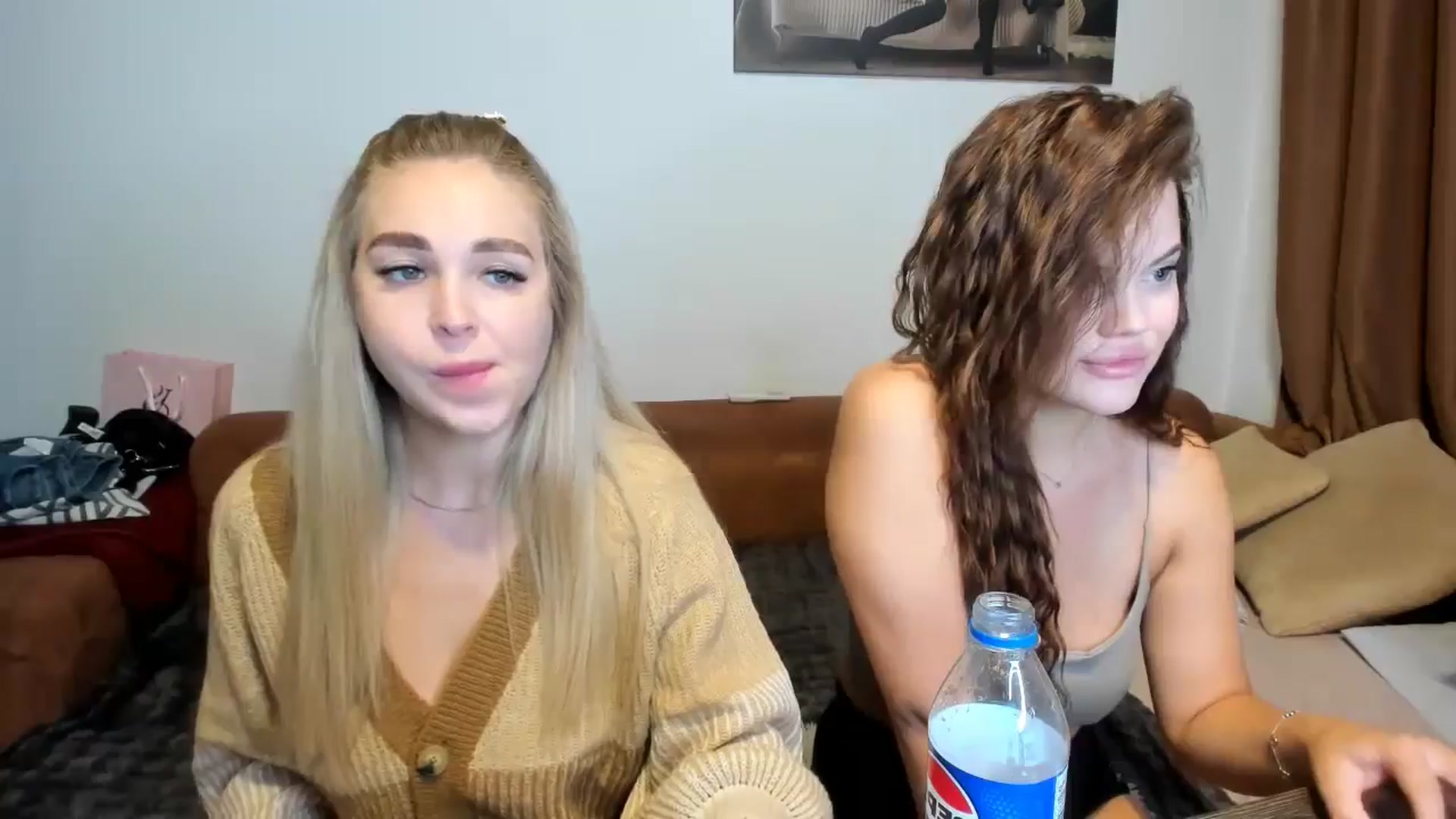 Gallery image thumbnail from MerlinStoun's myfreecams stream on, 09/18/2024, 07:45 image 9 of 20