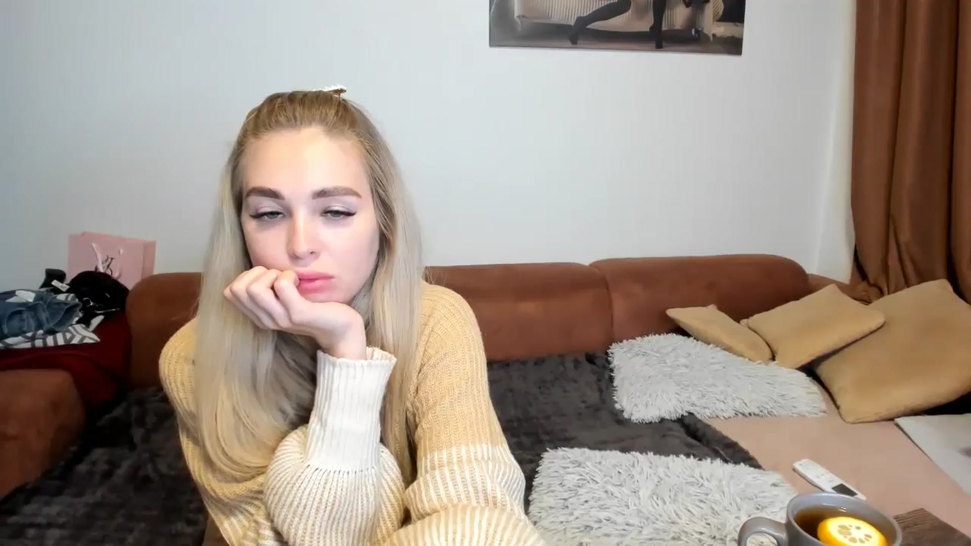 Gallery image thumbnail from MerlinStoun's myfreecams stream on, 09/18/2024, 09:22 image 7 of 20