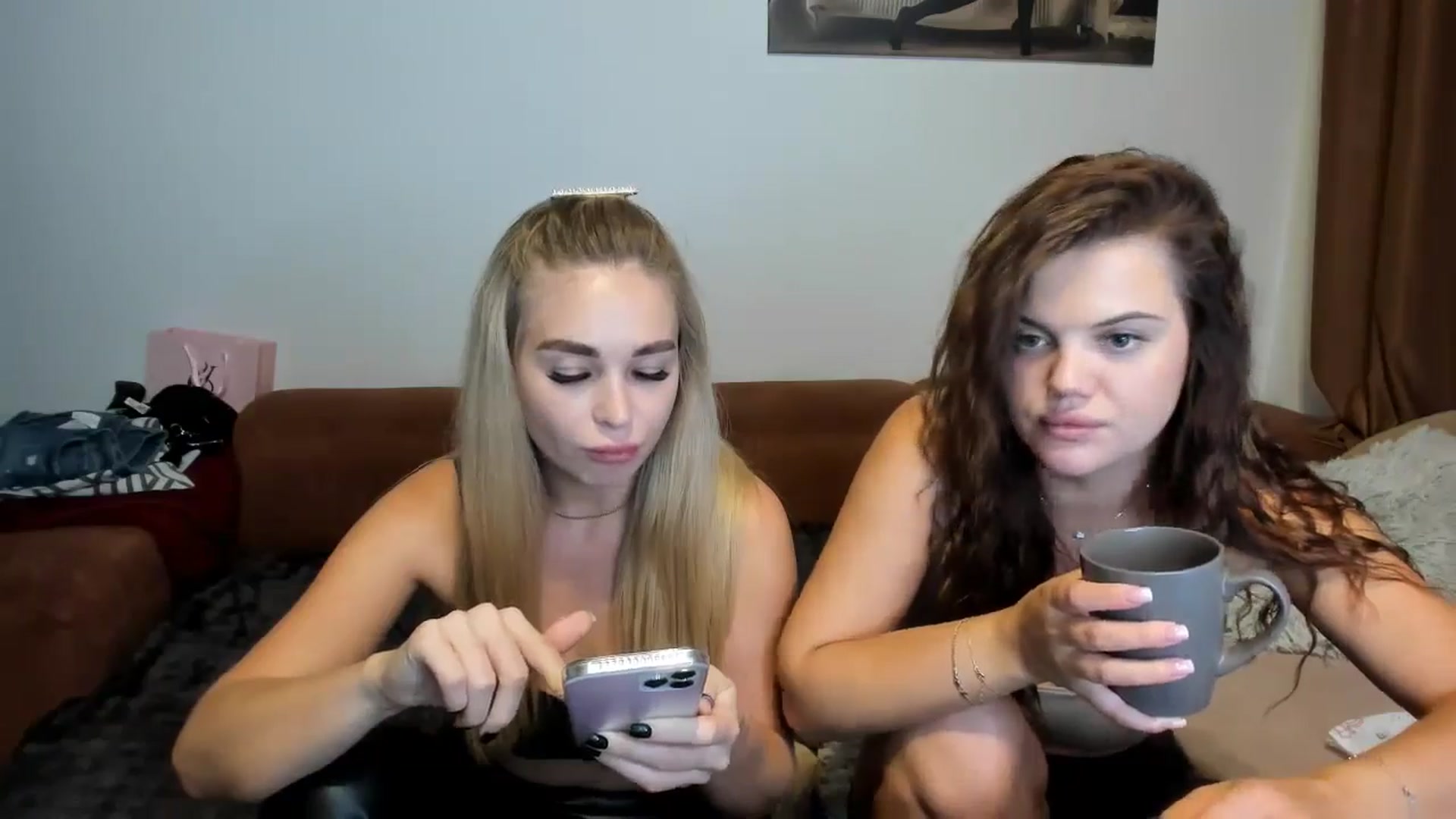 Gallery image thumbnail from MerlinStoun's myfreecams stream on, 09/18/2024, 11:21 image 5 of 20