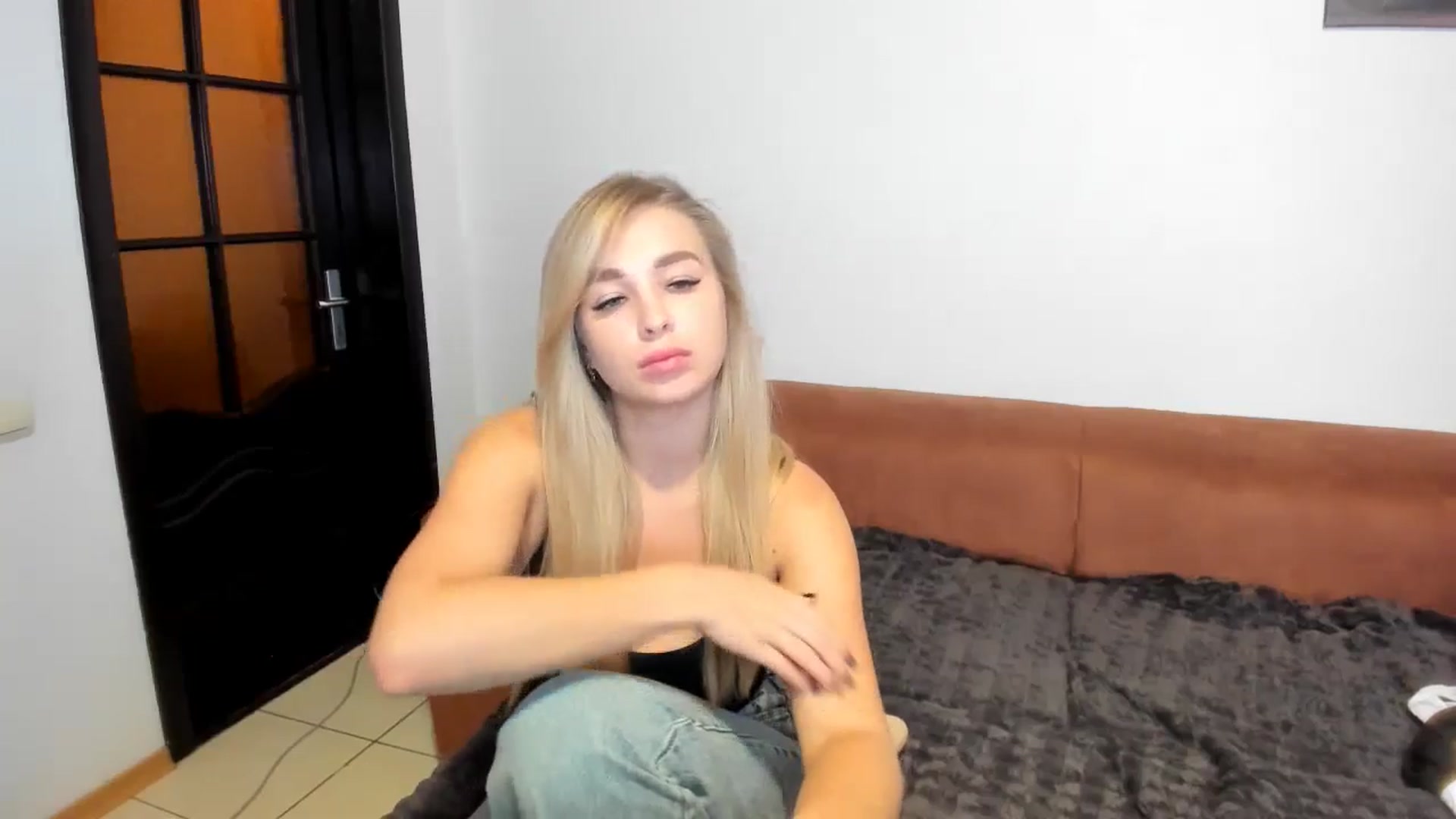 Gallery image thumbnail from MerlinStoun's myfreecams stream on, 09/19/2024, 08:54 image 4 of 20
