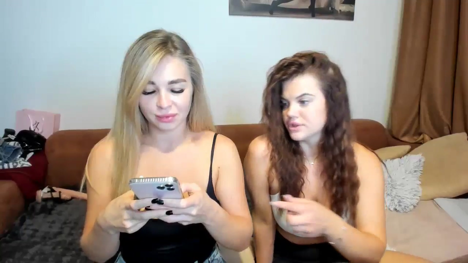 Gallery image thumbnail from MerlinStoun's myfreecams stream on, 09/19/2024, 09:22 image 2 of 20