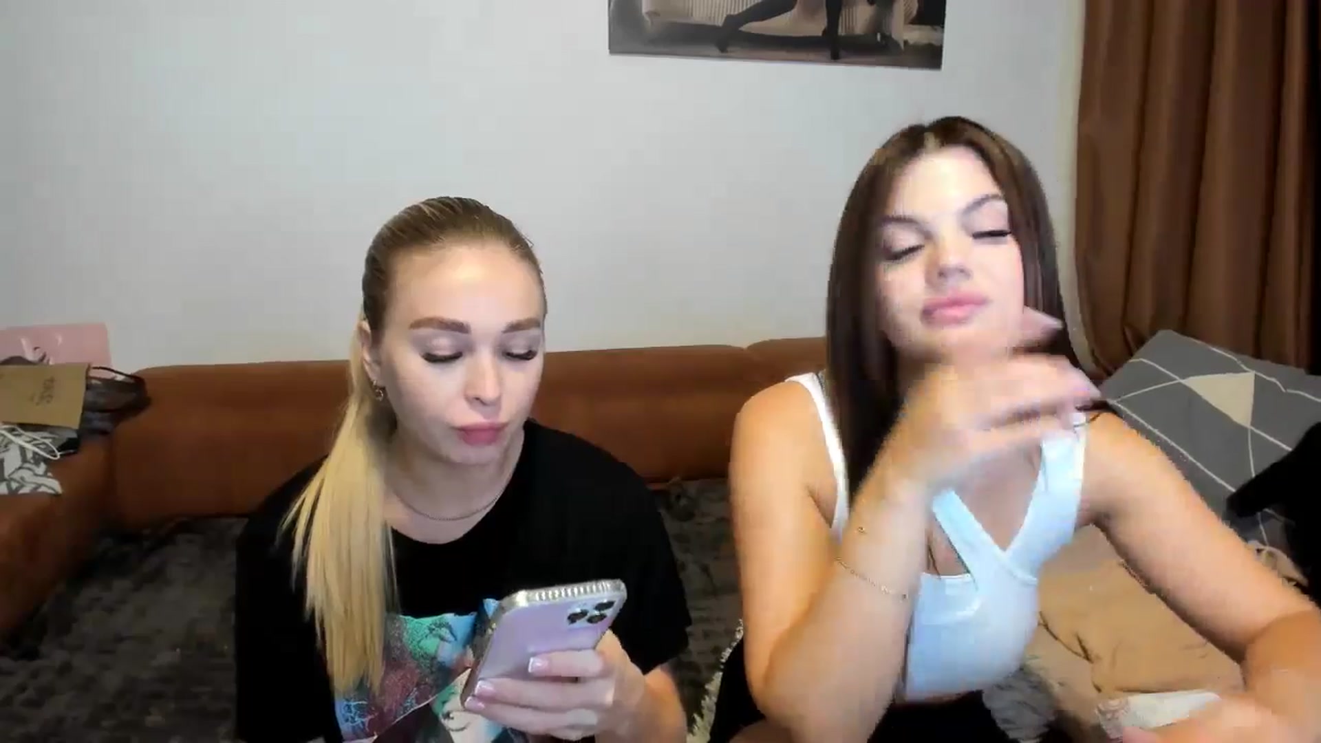 Gallery image thumbnail from MerlinStoun's myfreecams stream on, 09/26/2024, 11:25 image 15 of 20