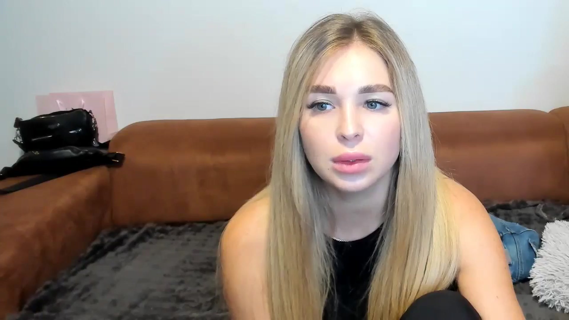 Gallery image thumbnail from MerlinStoun's myfreecams stream on, 09/30/2024, 08:55 image 11 of 20