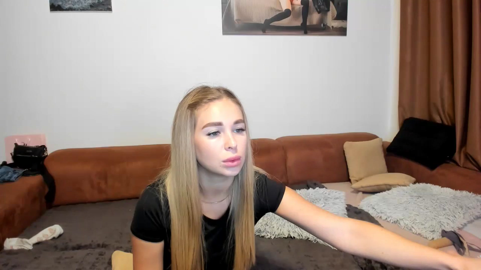 Gallery image thumbnail from MerlinStoun's myfreecams stream on, 10/03/2024, 08:09 image 8 of 20