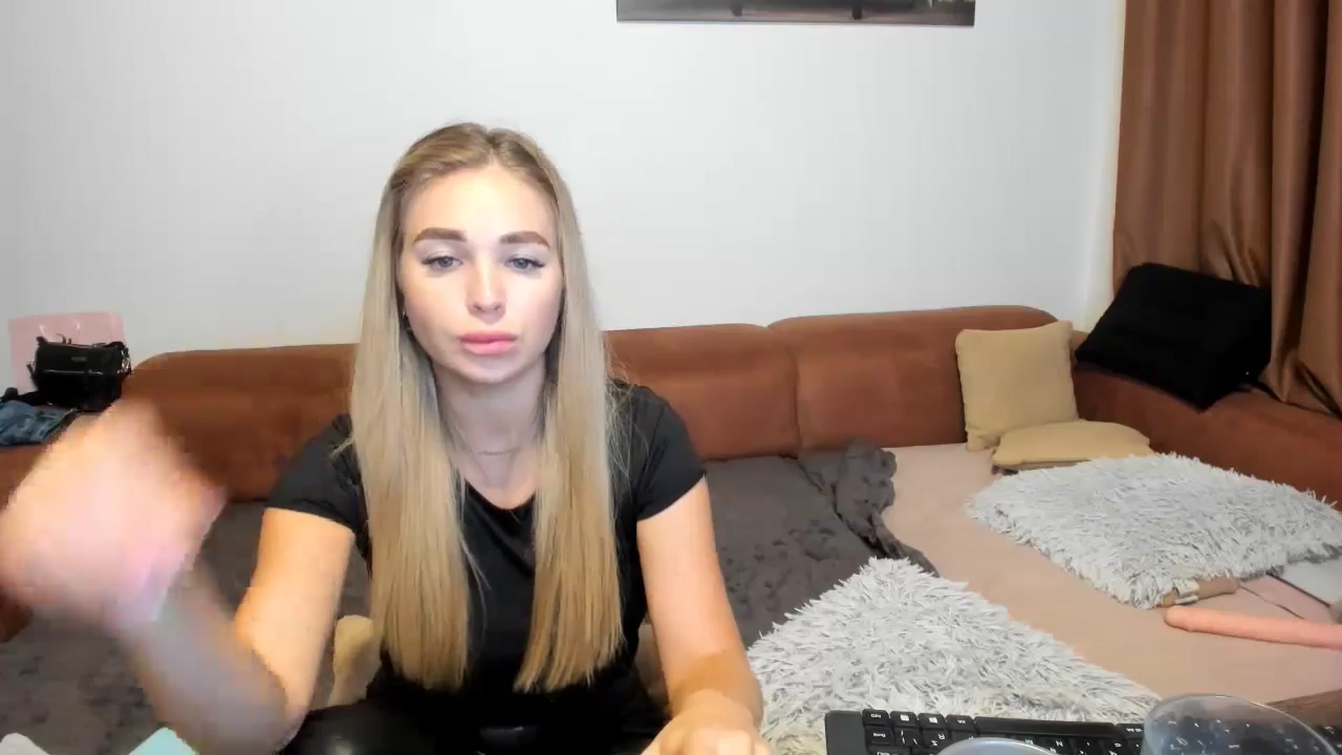Gallery image thumbnail from MerlinStoun's myfreecams stream on, 10/03/2024, 10:14 image 19 of 20