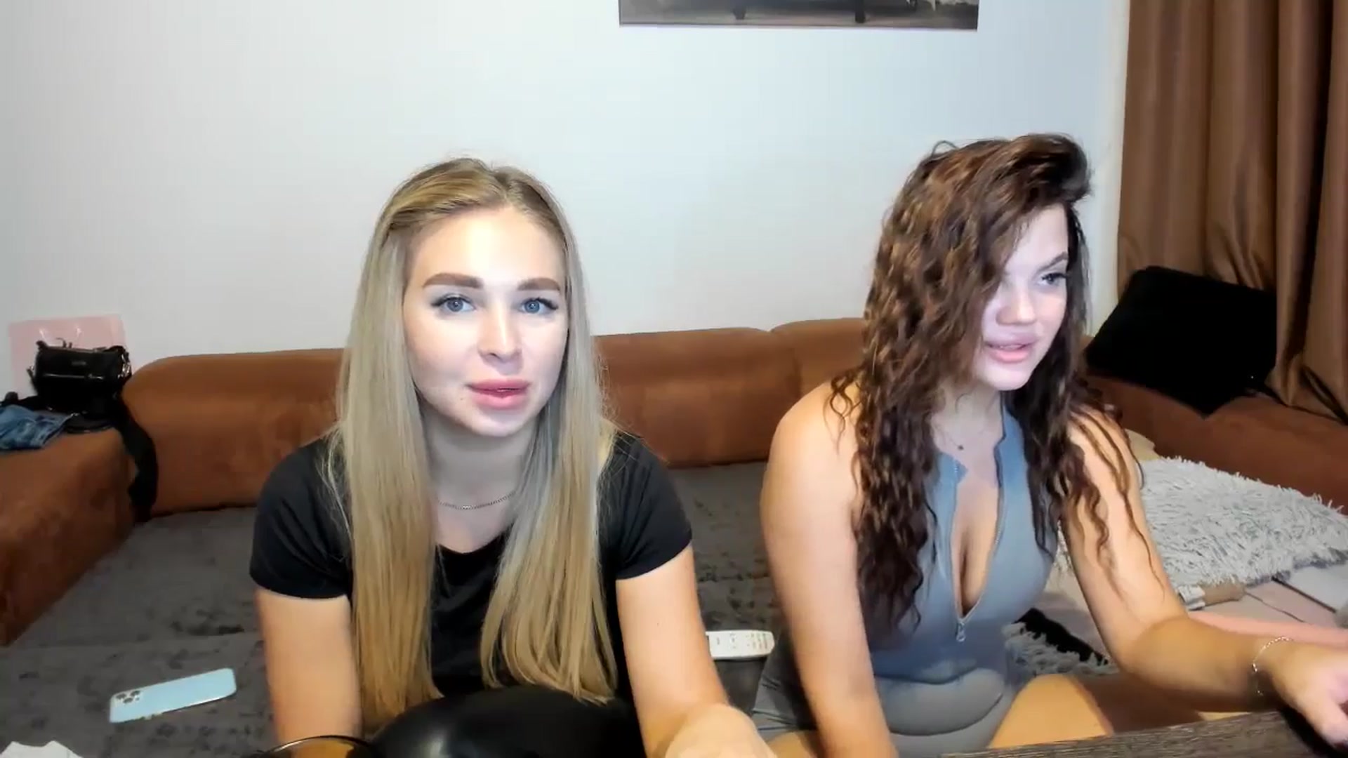 Gallery image thumbnail from MerlinStoun's myfreecams stream on, 10/03/2024, 11:12 image 18 of 20