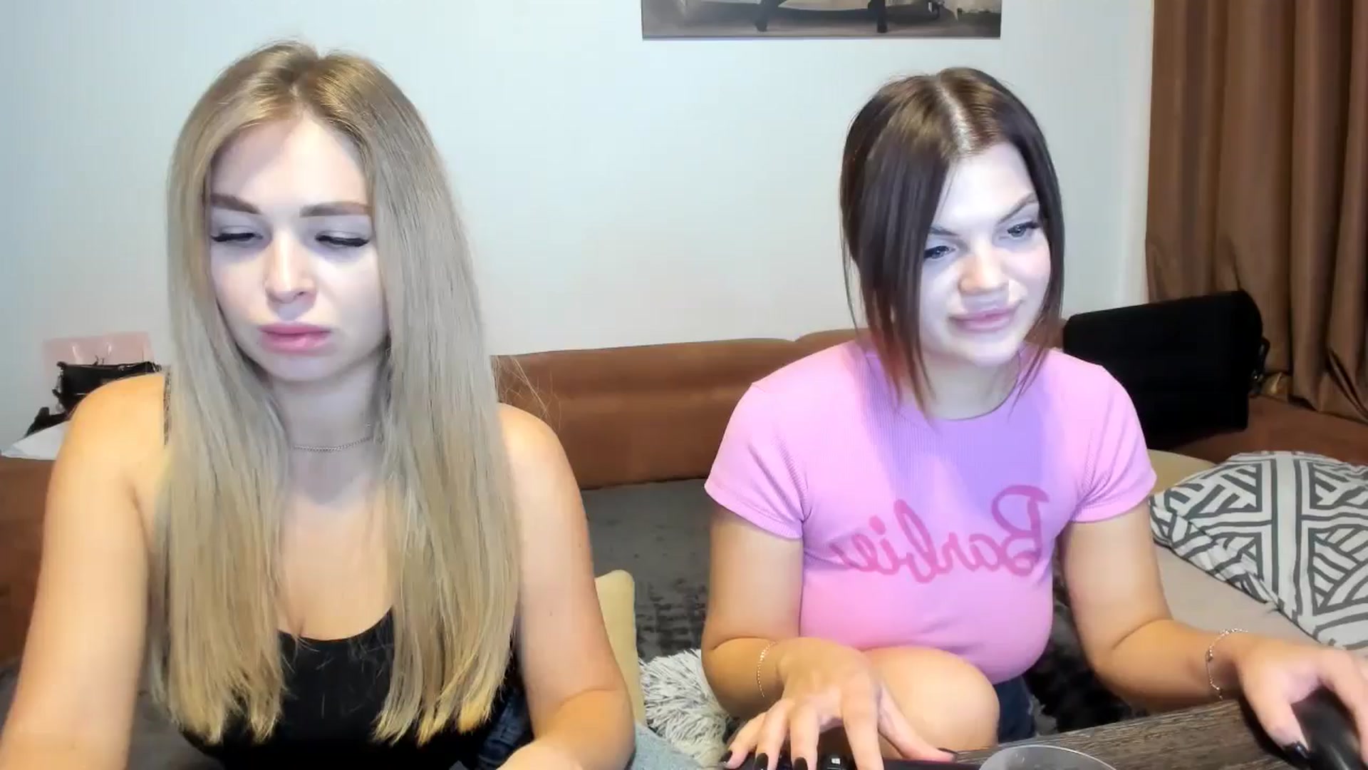 Gallery image thumbnail from MerlinStoun's myfreecams stream on, 10/08/2024, 09:47 image 1 of 20