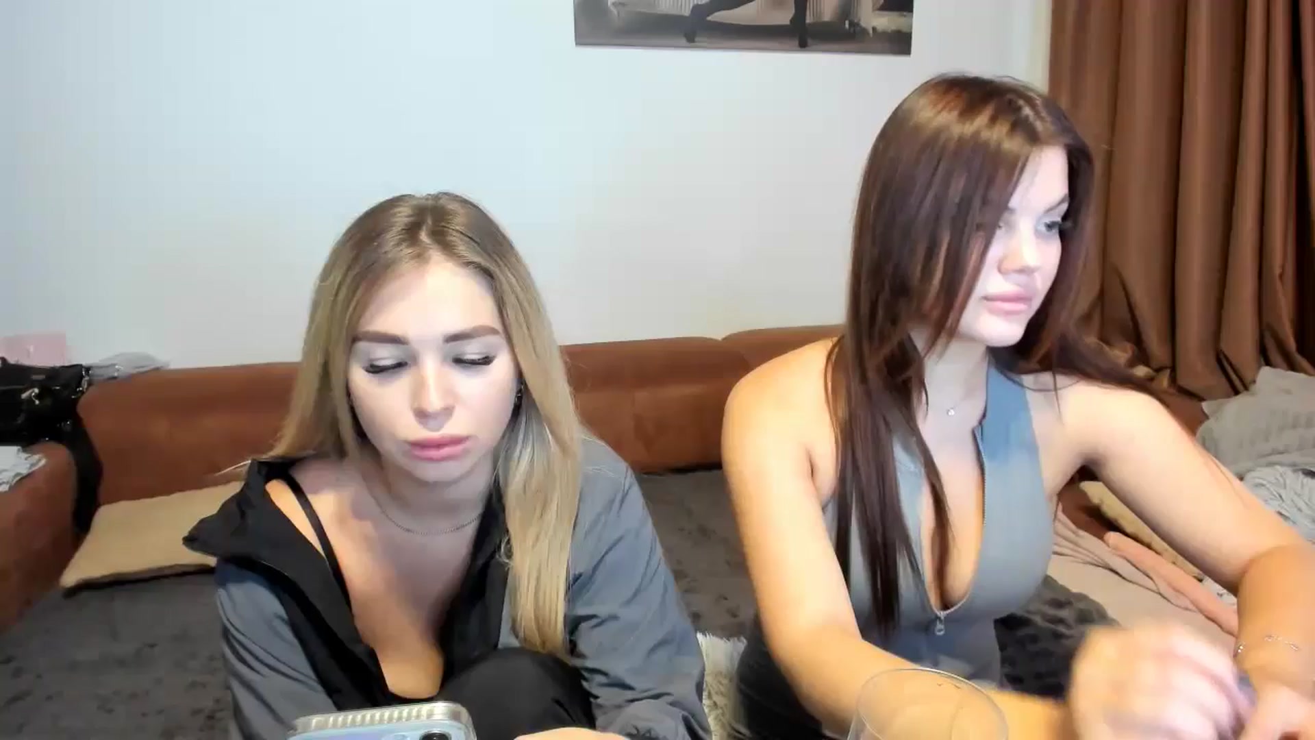 Gallery image thumbnail from MerlinStoun's myfreecams stream on, 10/10/2024, 09:56 image 2 of 20