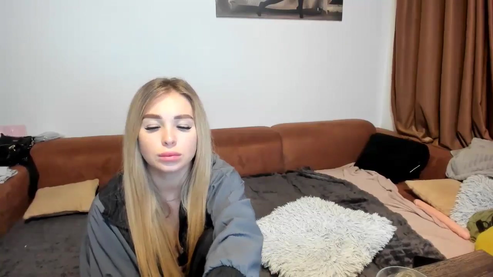 Gallery image thumbnail from MerlinStoun's myfreecams stream on, 10/10/2024, 09:56 image 17 of 20