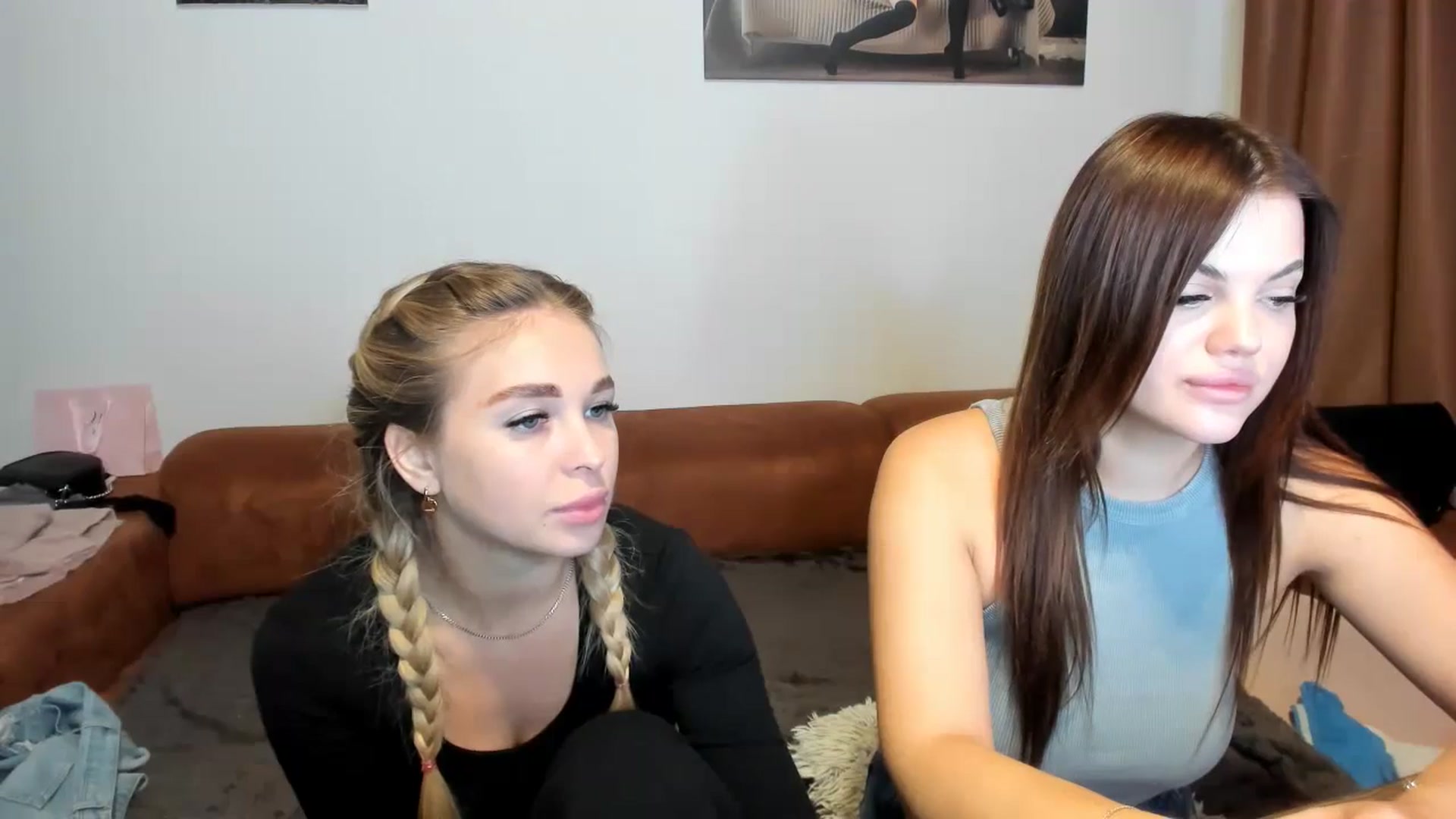 Gallery image thumbnail from MerlinStoun's myfreecams stream on, 10/17/2024, 08:09 image 9 of 20