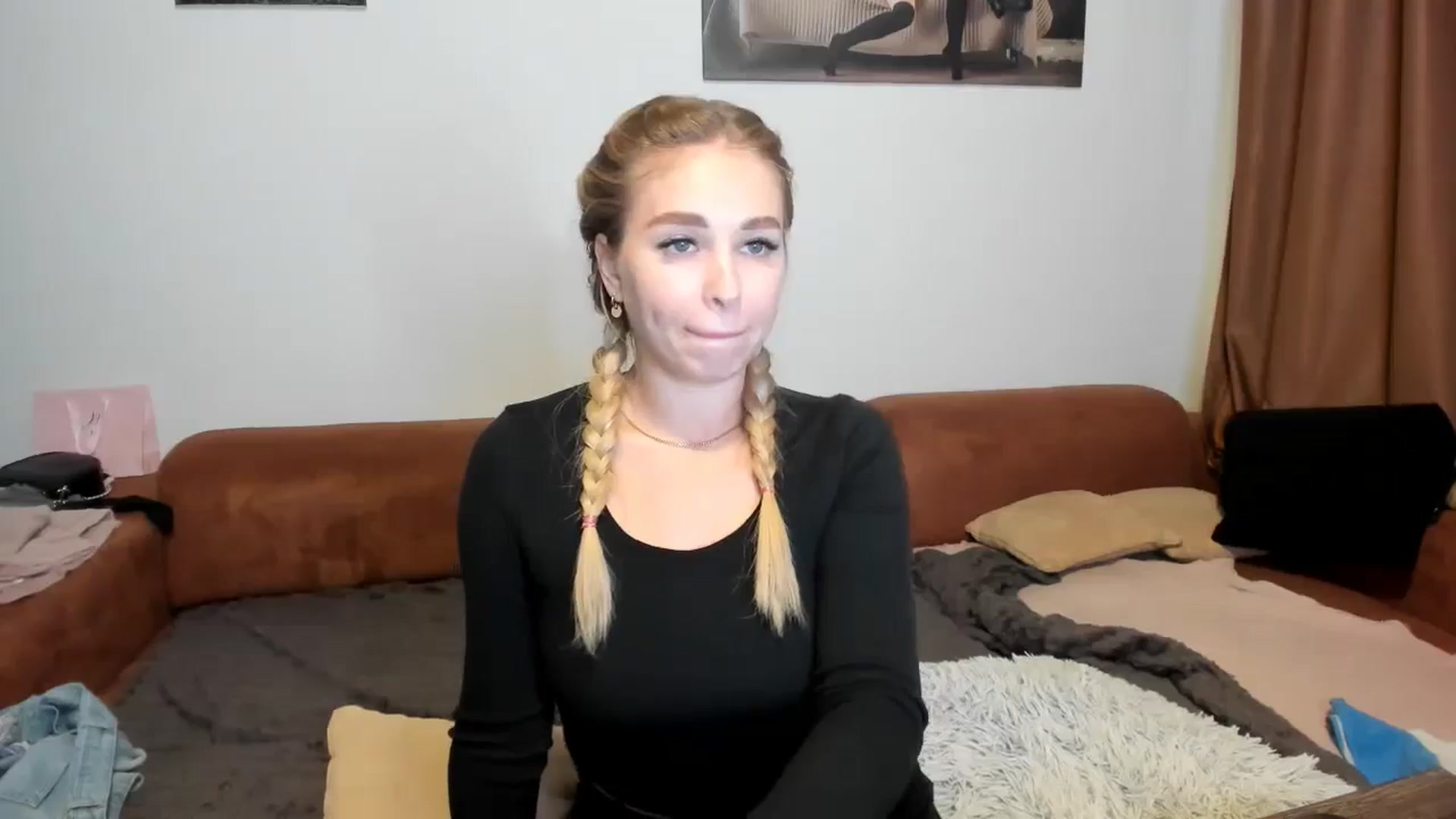 Gallery image thumbnail from MerlinStoun's myfreecams stream on, 10/17/2024, 08:09 image 19 of 20
