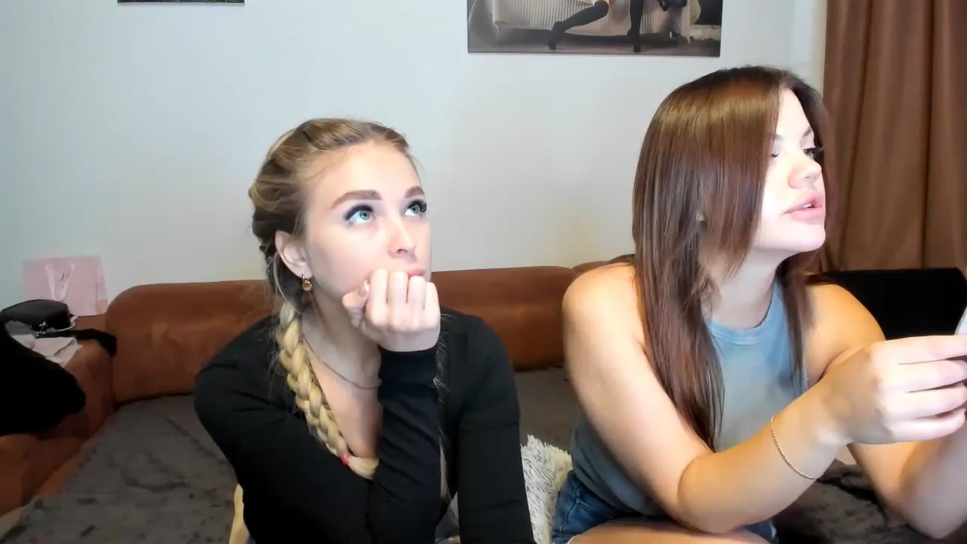 Gallery image thumbnail from MerlinStoun's myfreecams stream on, 10/17/2024, 08:09 image 1 of 20