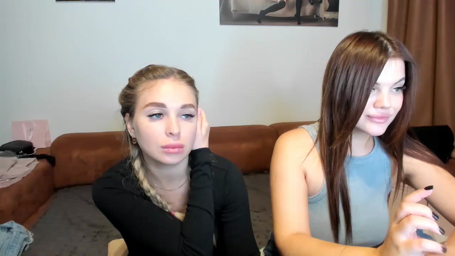 Gallery image thumbnail from MerlinStoun's myfreecams stream on, 10/17/2024, 09:25 image 13 of 20