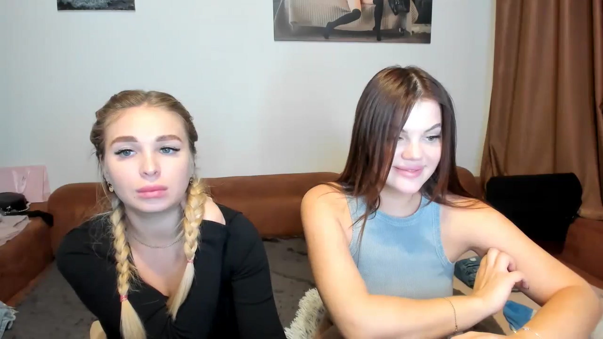 Gallery image thumbnail from MerlinStoun's myfreecams stream on, 10/17/2024, 10:58 image 5 of 20