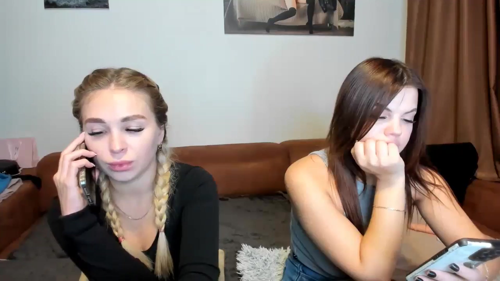 Gallery image thumbnail from MerlinStoun's myfreecams stream on, 10/17/2024, 11:29 image 16 of 20