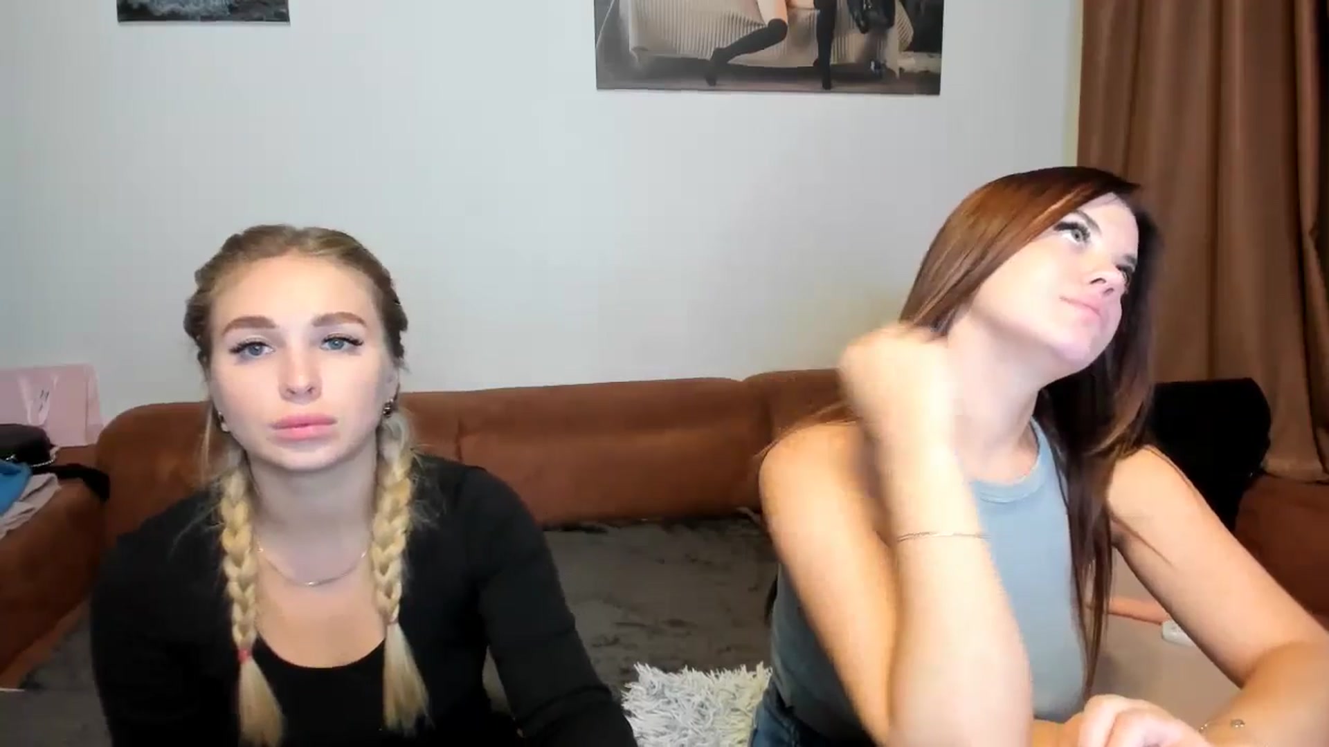 Gallery image thumbnail from MerlinStoun's myfreecams stream on, 10/17/2024, 11:29 image 19 of 20