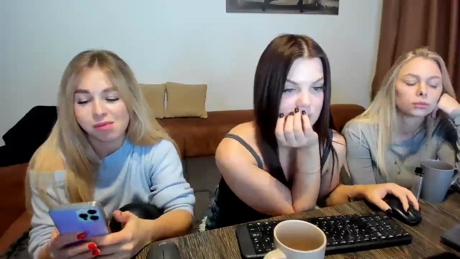 Gallery image thumbnail from MerlinStoun's myfreecams stream on, 10/29/2024, 11:17 image 8 of 20