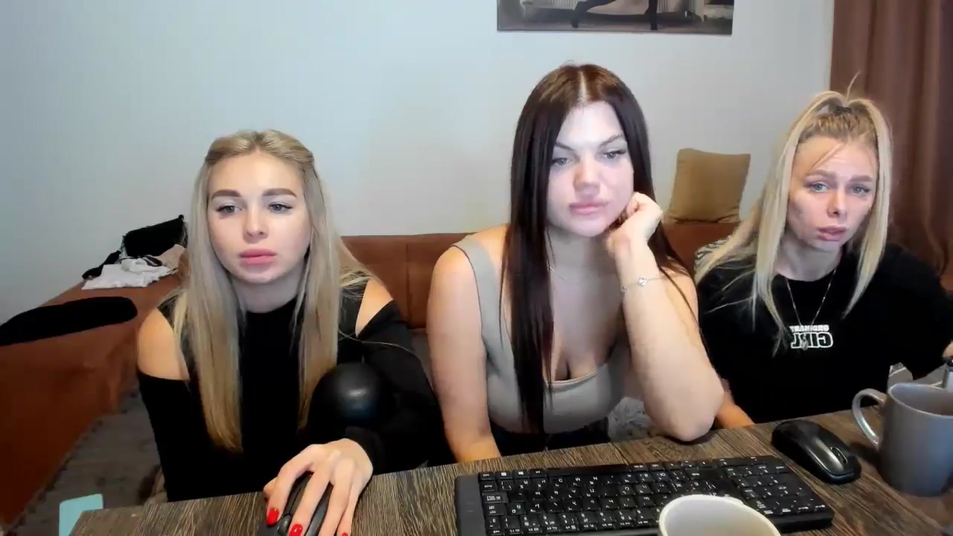 Gallery image thumbnail from MerlinStoun's myfreecams stream on, 10/31/2024, 11:39 image 13 of 20