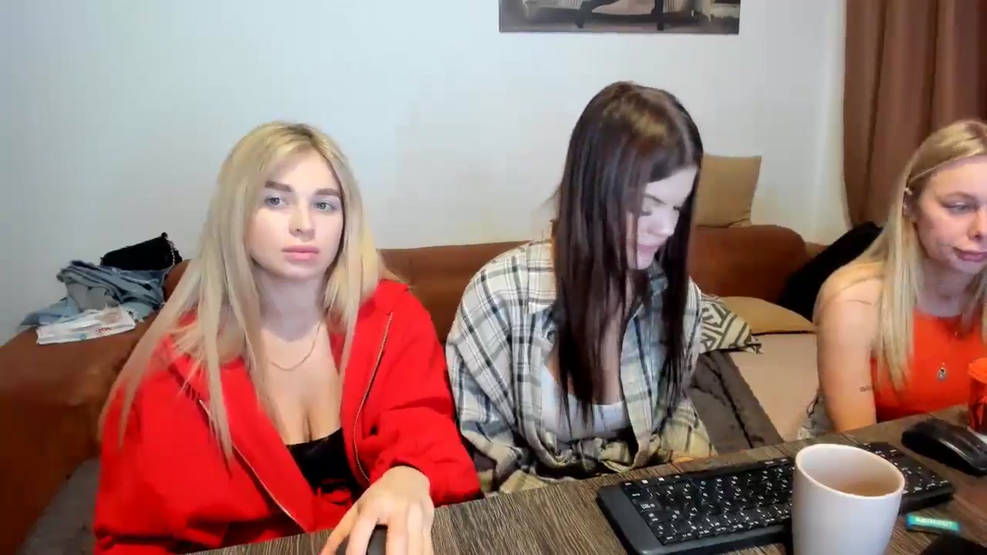 Gallery image thumbnail from MerlinStoun's myfreecams stream on, 11/03/2024, 10:12 image 10 of 20
