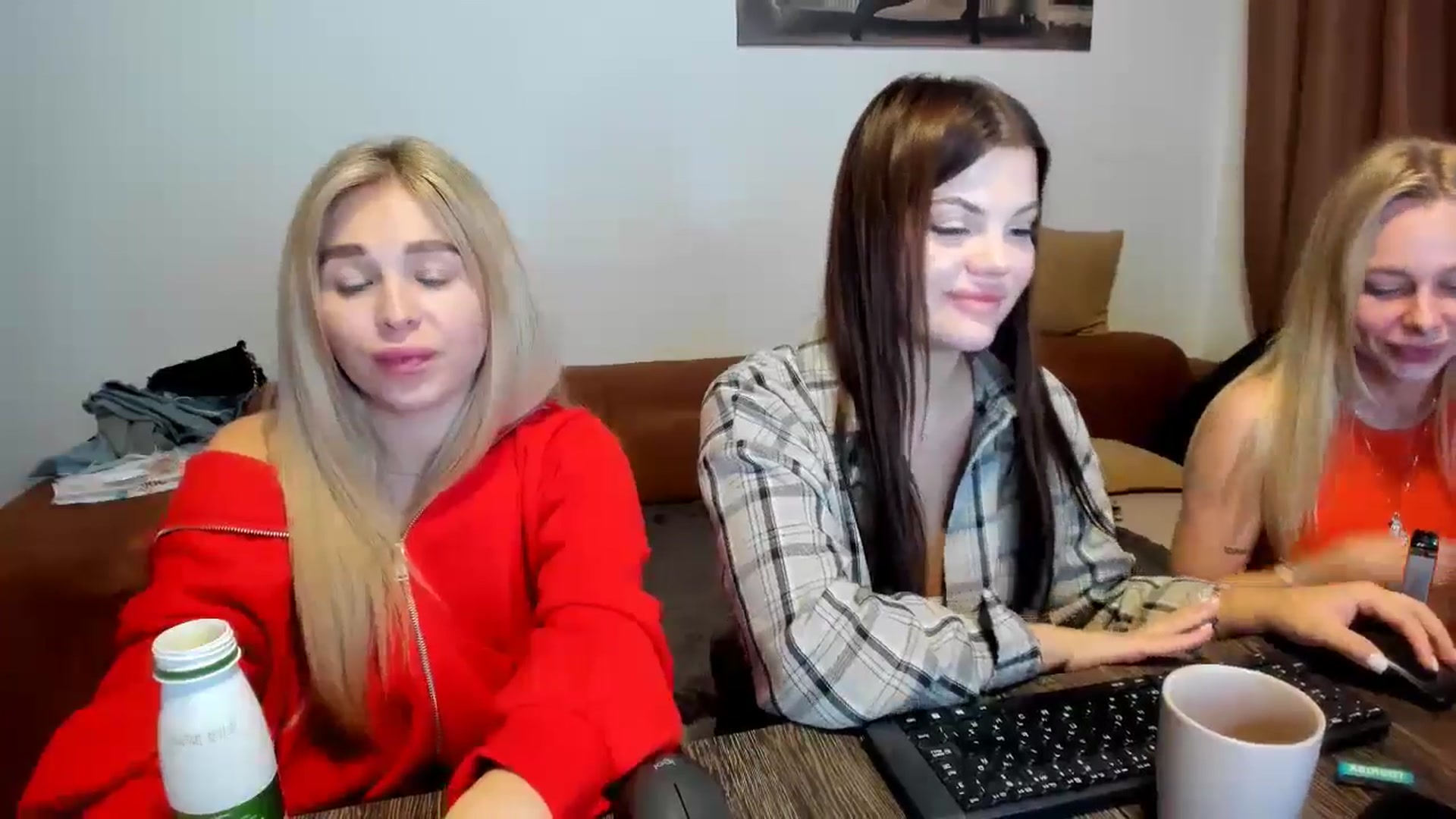 Gallery image thumbnail from MerlinStoun's myfreecams stream on, 11/03/2024, 10:12 image 4 of 20