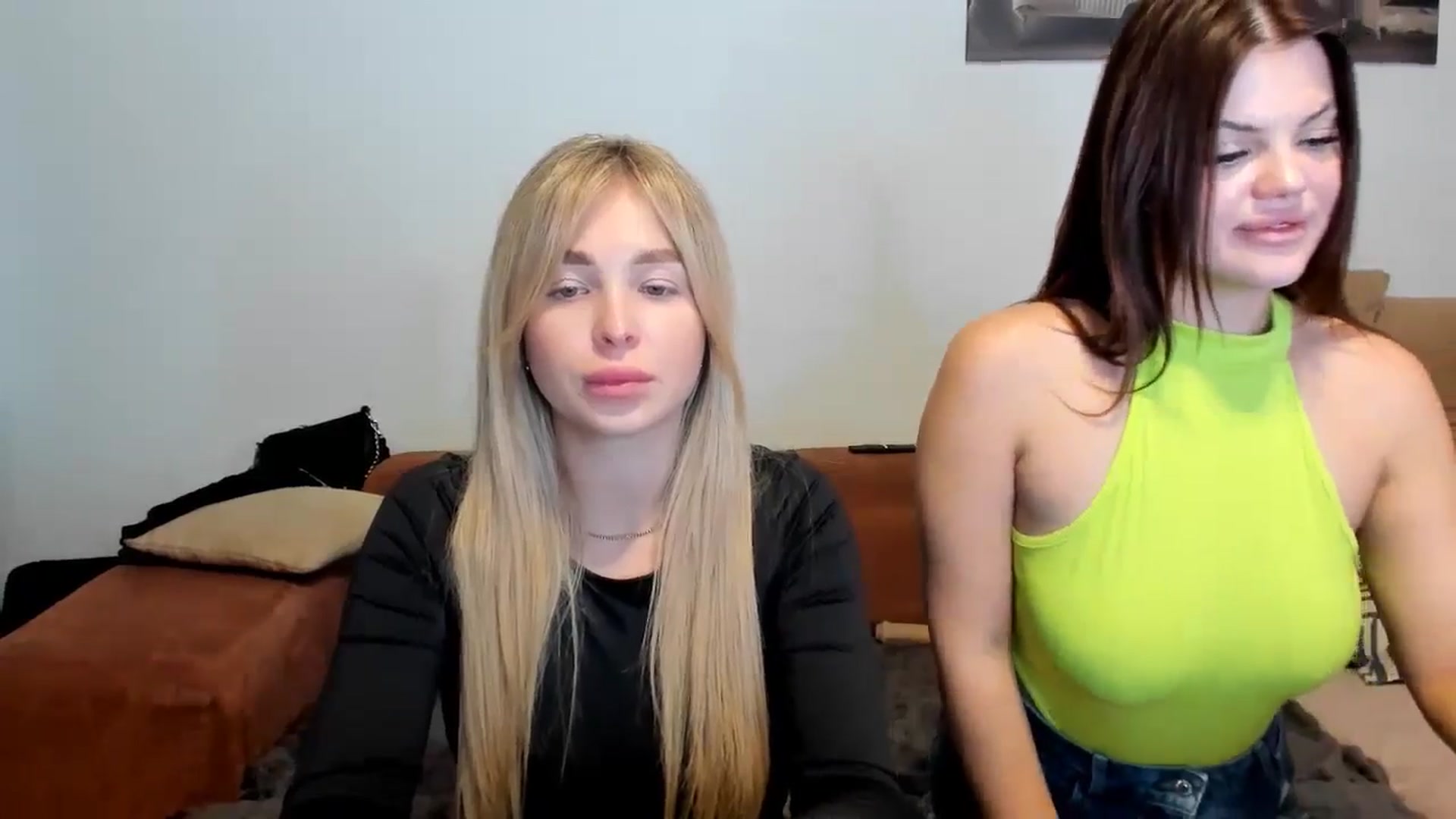 Gallery image thumbnail from MerlinStoun's myfreecams stream on, 11/08/2024, 10:45 image 18 of 20