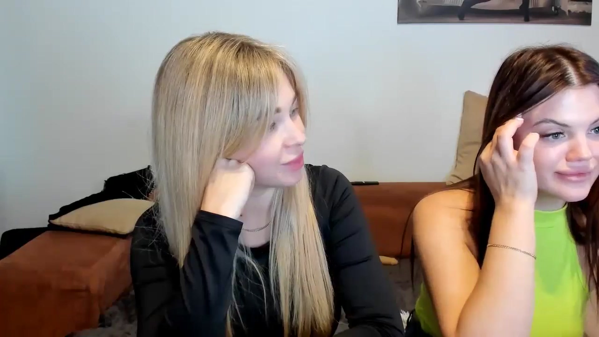 Gallery image thumbnail from MerlinStoun's myfreecams stream on, 11/08/2024, 10:45 image 11 of 20