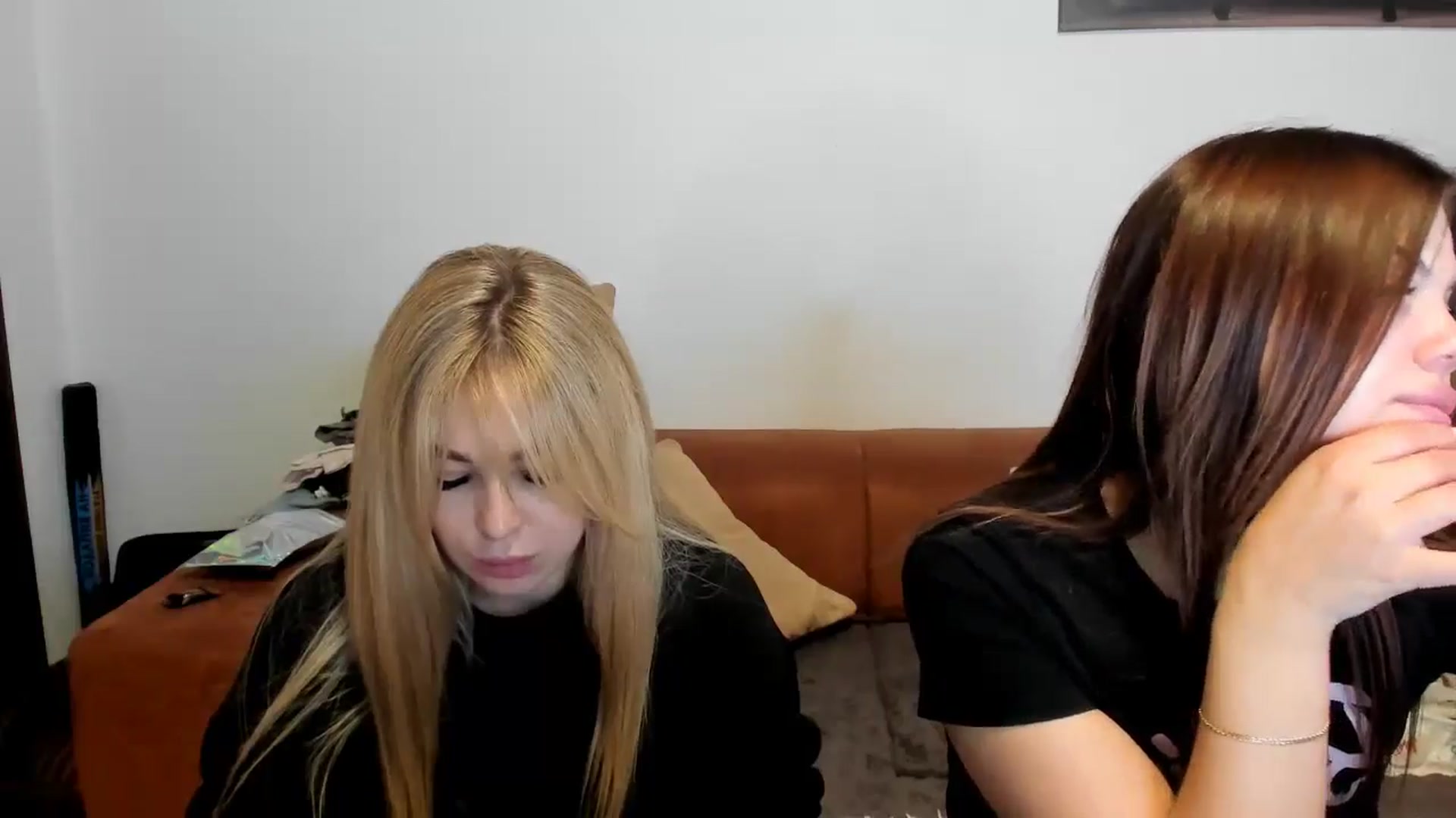 Gallery image thumbnail from MerlinStoun's myfreecams stream on, 11/10/2024, 12:47 image 4 of 20