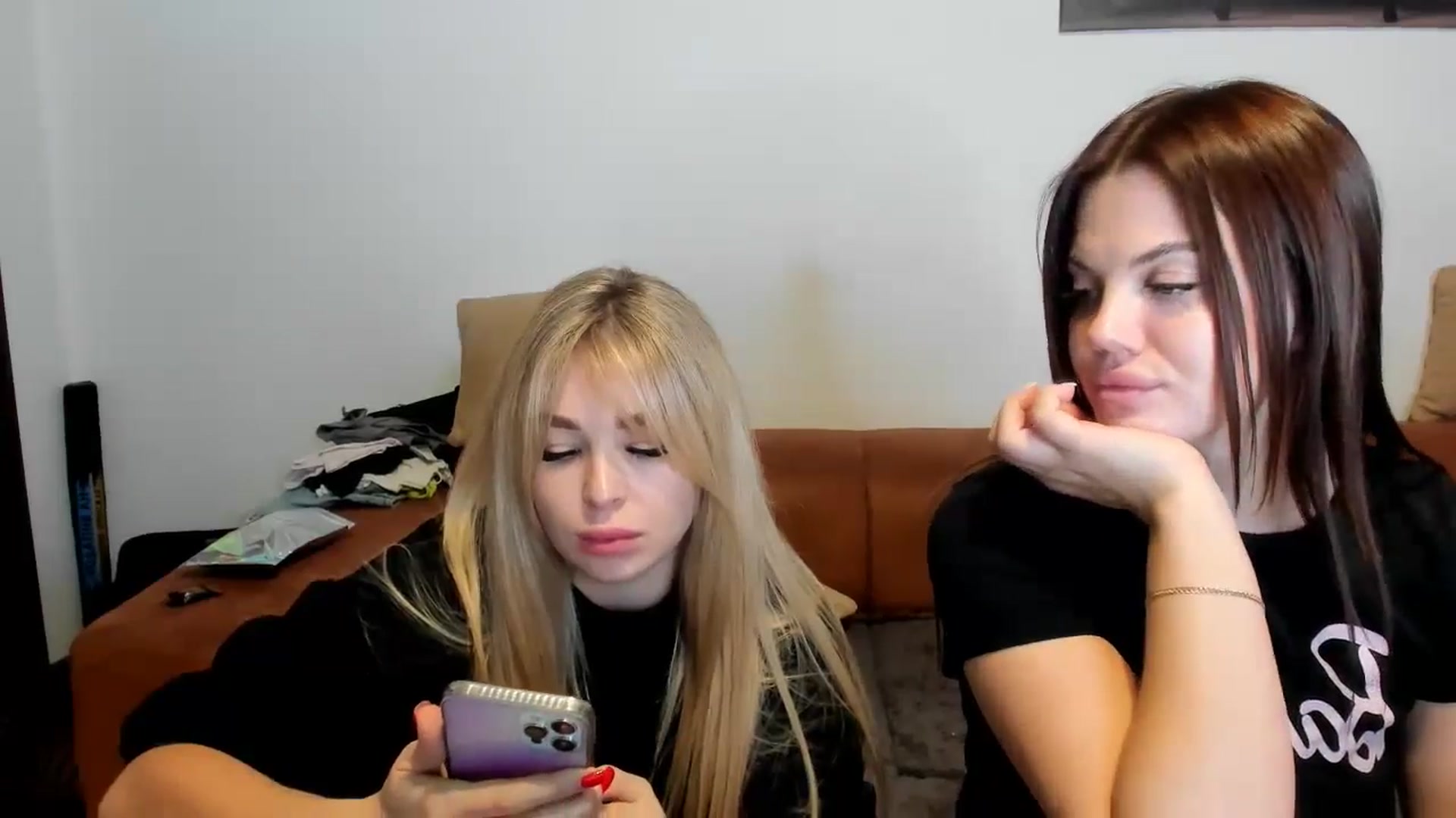 Gallery image thumbnail from MerlinStoun's myfreecams stream on, 11/10/2024, 12:47 image 16 of 20
