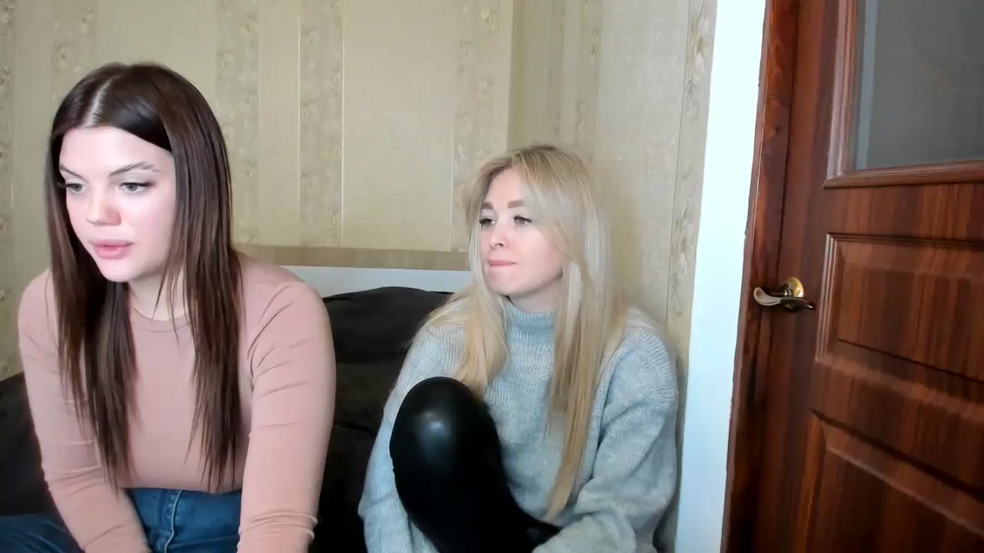 Gallery image thumbnail from MerlinStoun's myfreecams stream on, 11/11/2024, 10:01 image 19 of 20