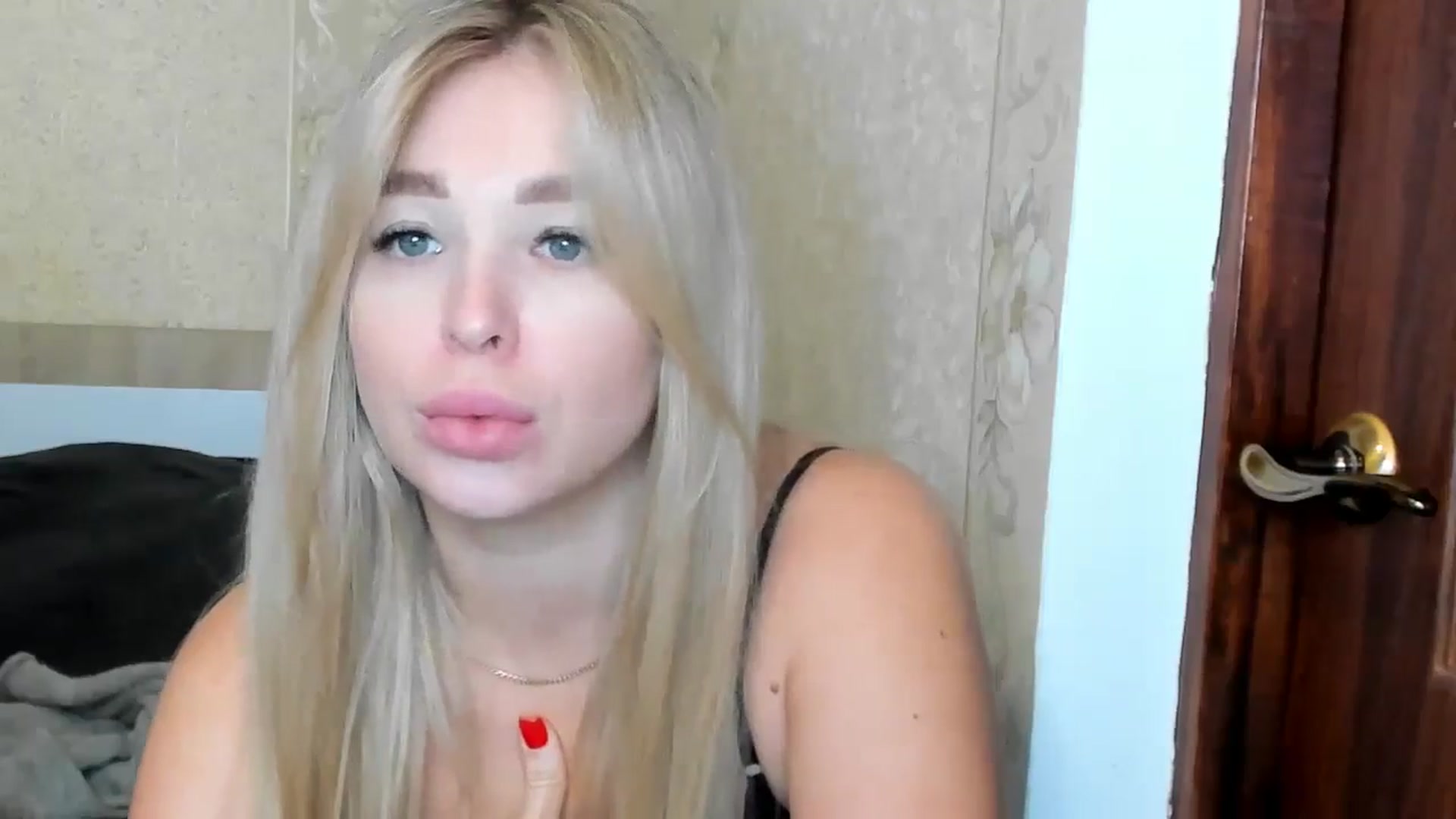 Gallery image thumbnail from MerlinStoun's myfreecams stream on, 11/11/2024, 10:01 image 7 of 20