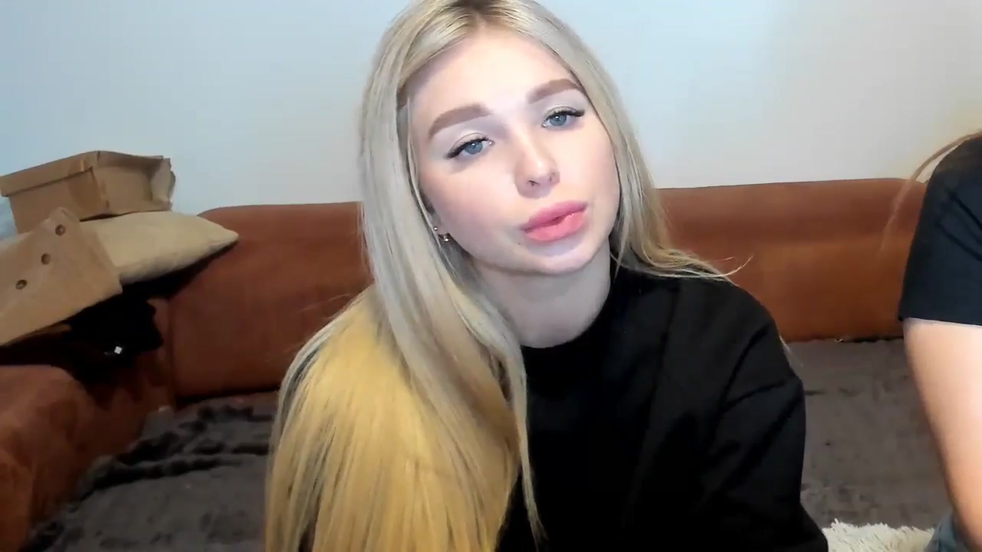Gallery image thumbnail from MerlinStoun's myfreecams stream on, 11/17/2024, 12:17 image 7 of 20