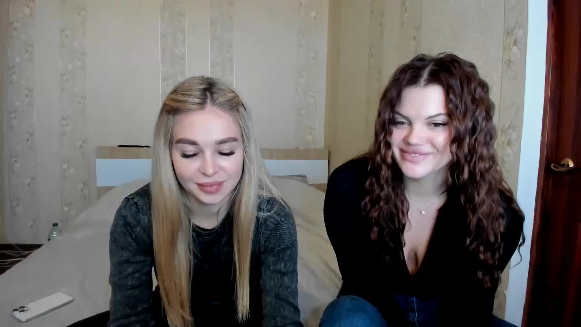 Gallery image thumbnail from MerlinStoun's myfreecams stream on, 11/18/2024, 11:24 image 20 of 20