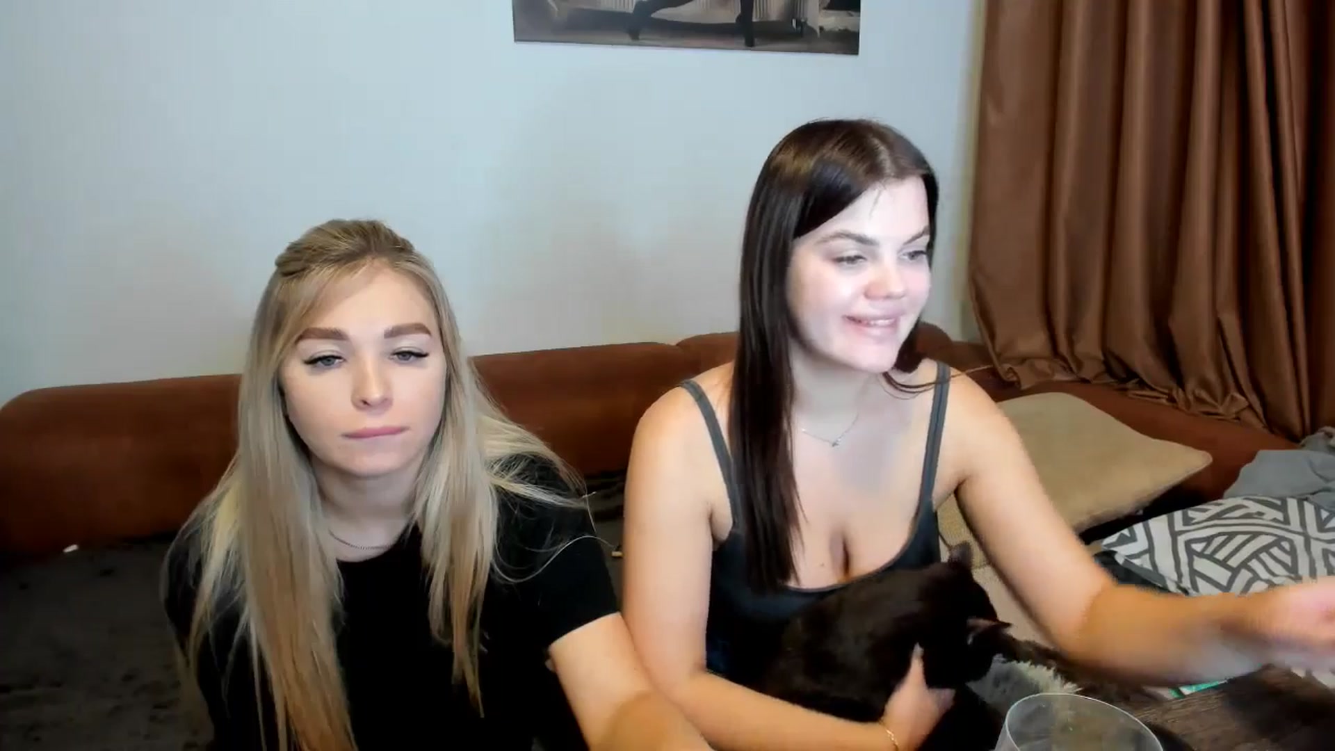 Gallery image thumbnail from MerlinStoun's myfreecams stream on, 12/10/2024, 09:31 image 13 of 20